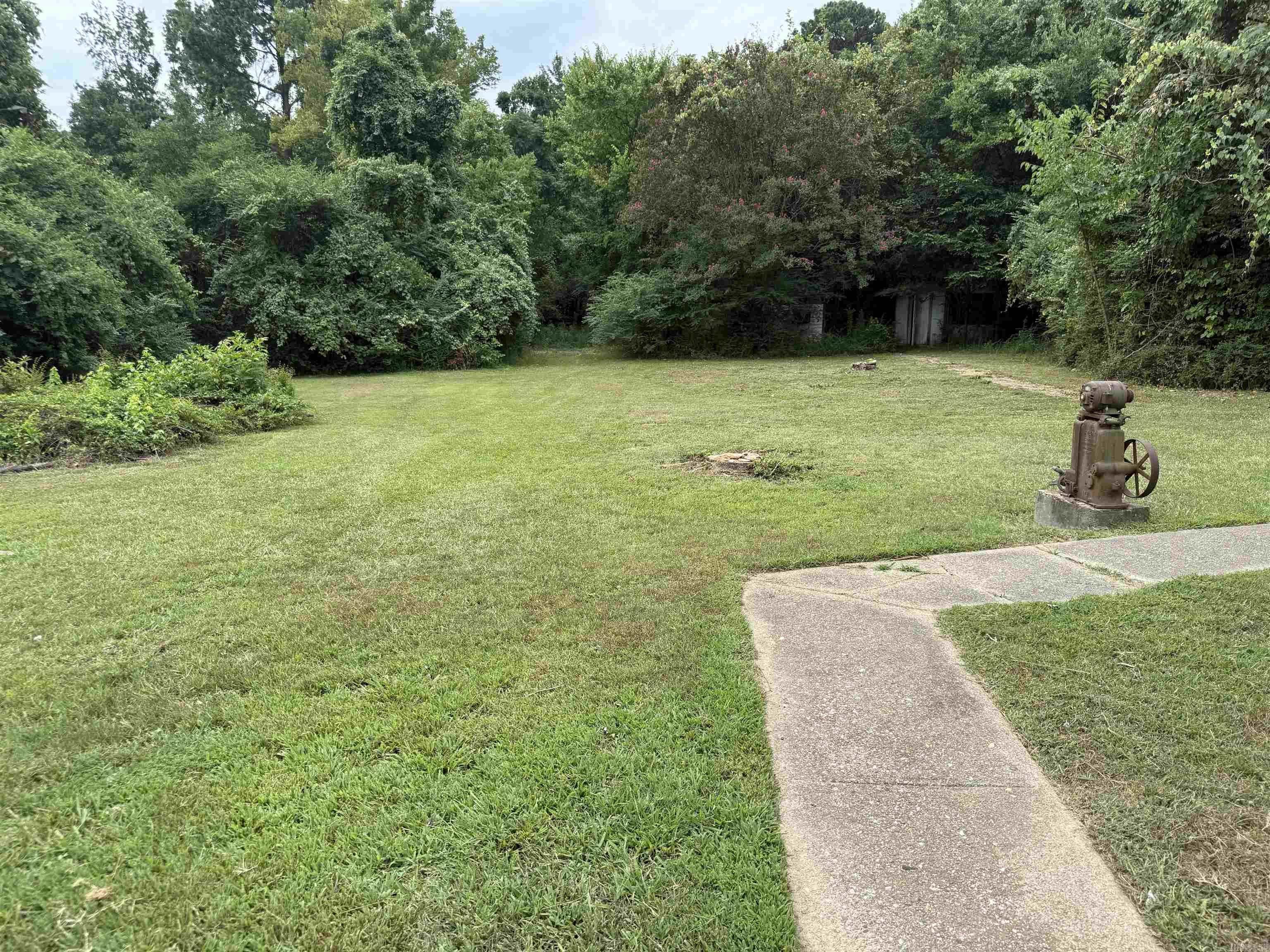 5303 W 57th  Little Rock, AR