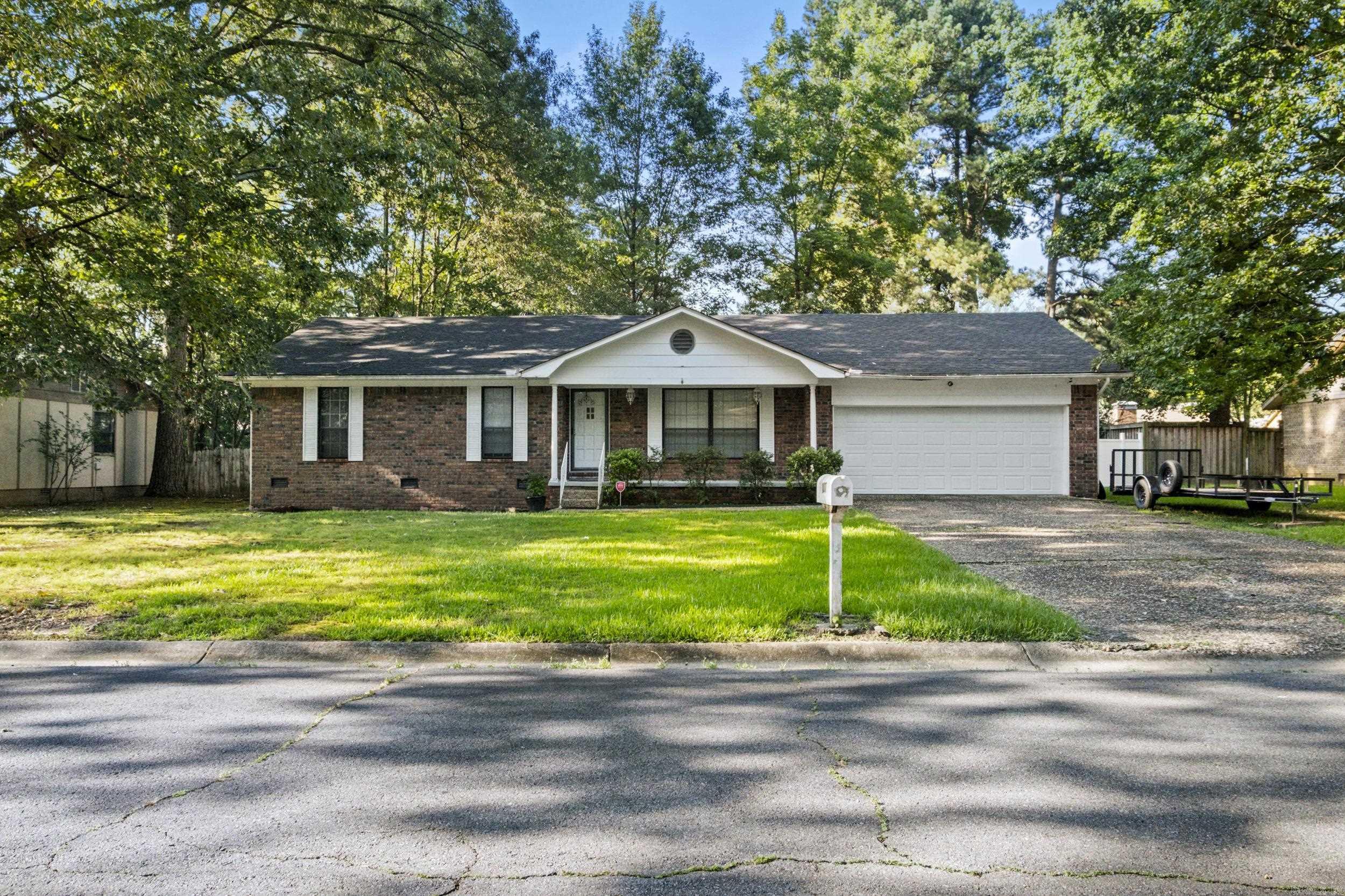107 Foxdell  Jacksonville, AR