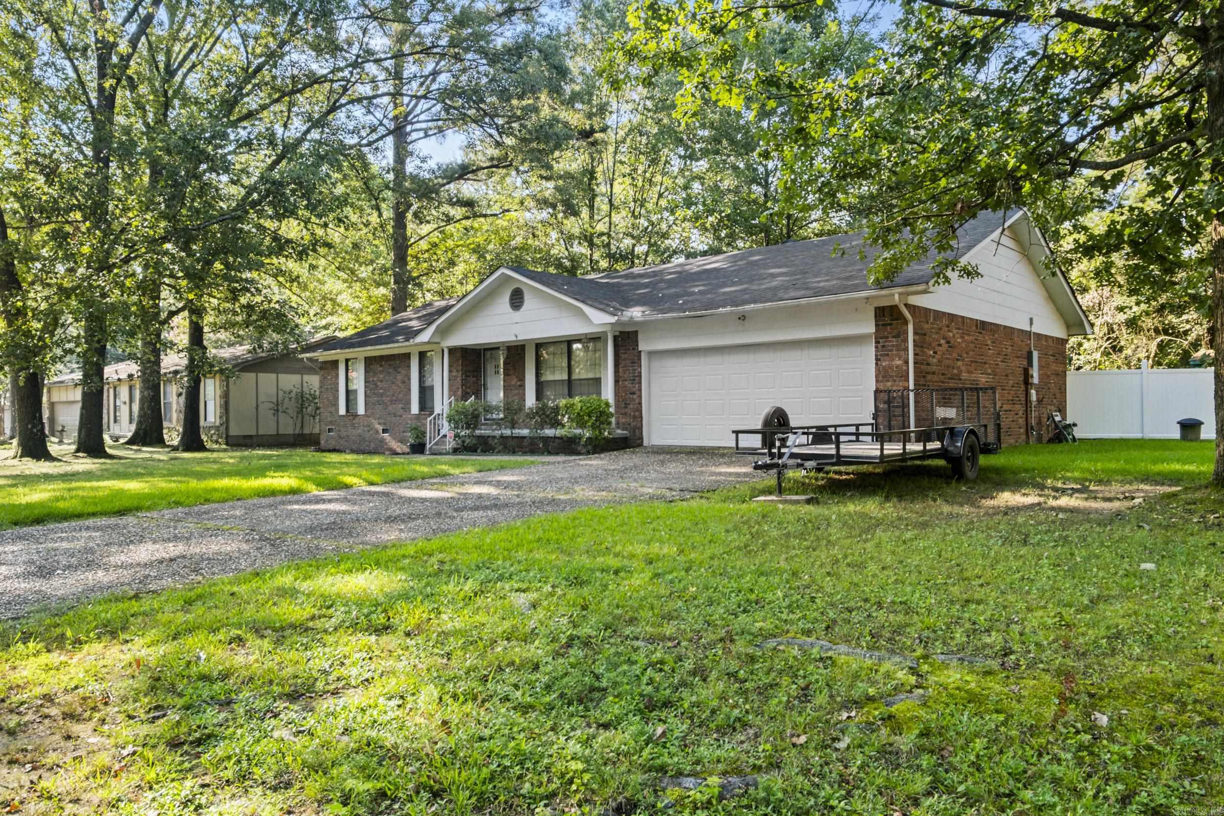 107 Foxdell  Jacksonville, AR