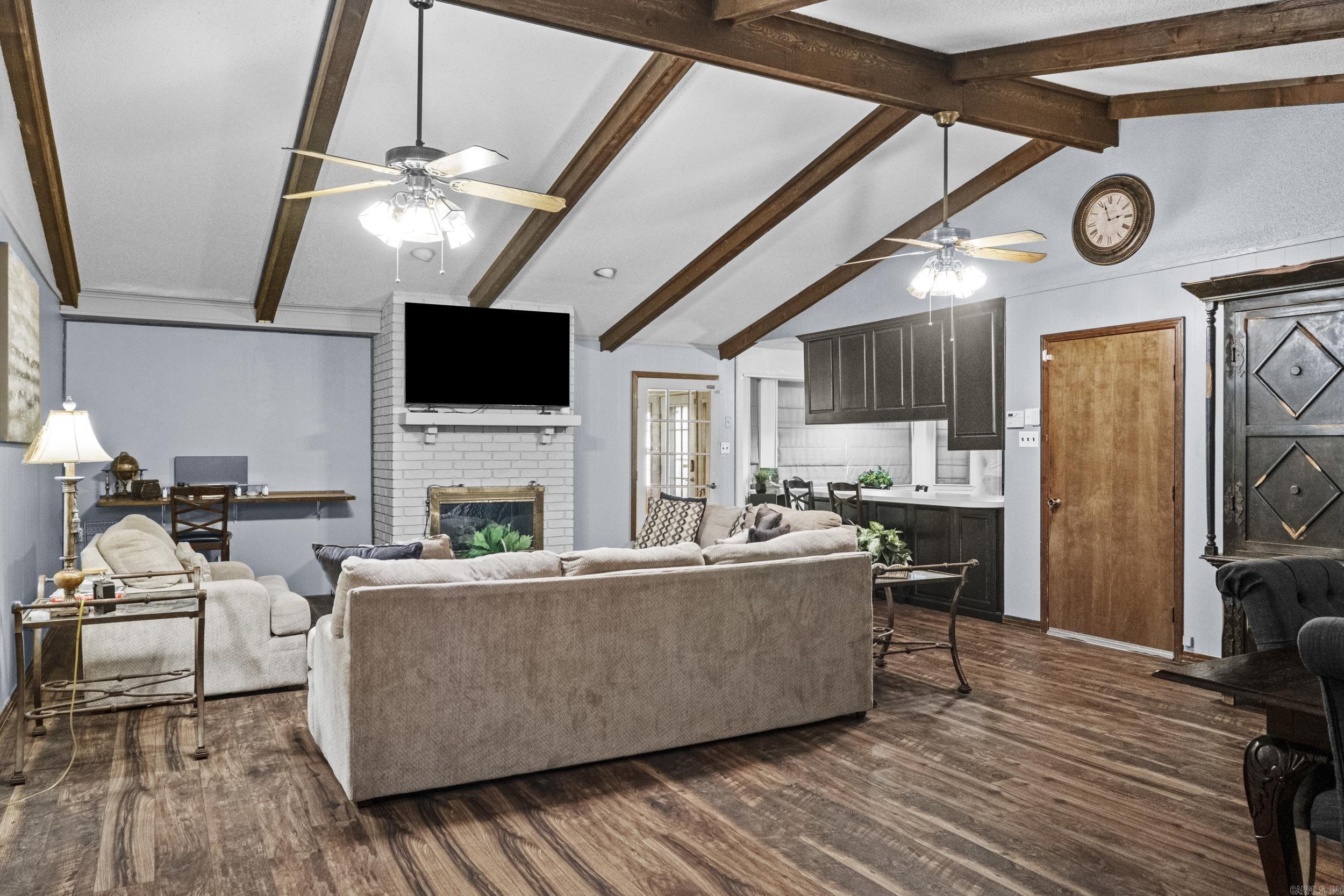 107 Foxdell  Jacksonville, AR