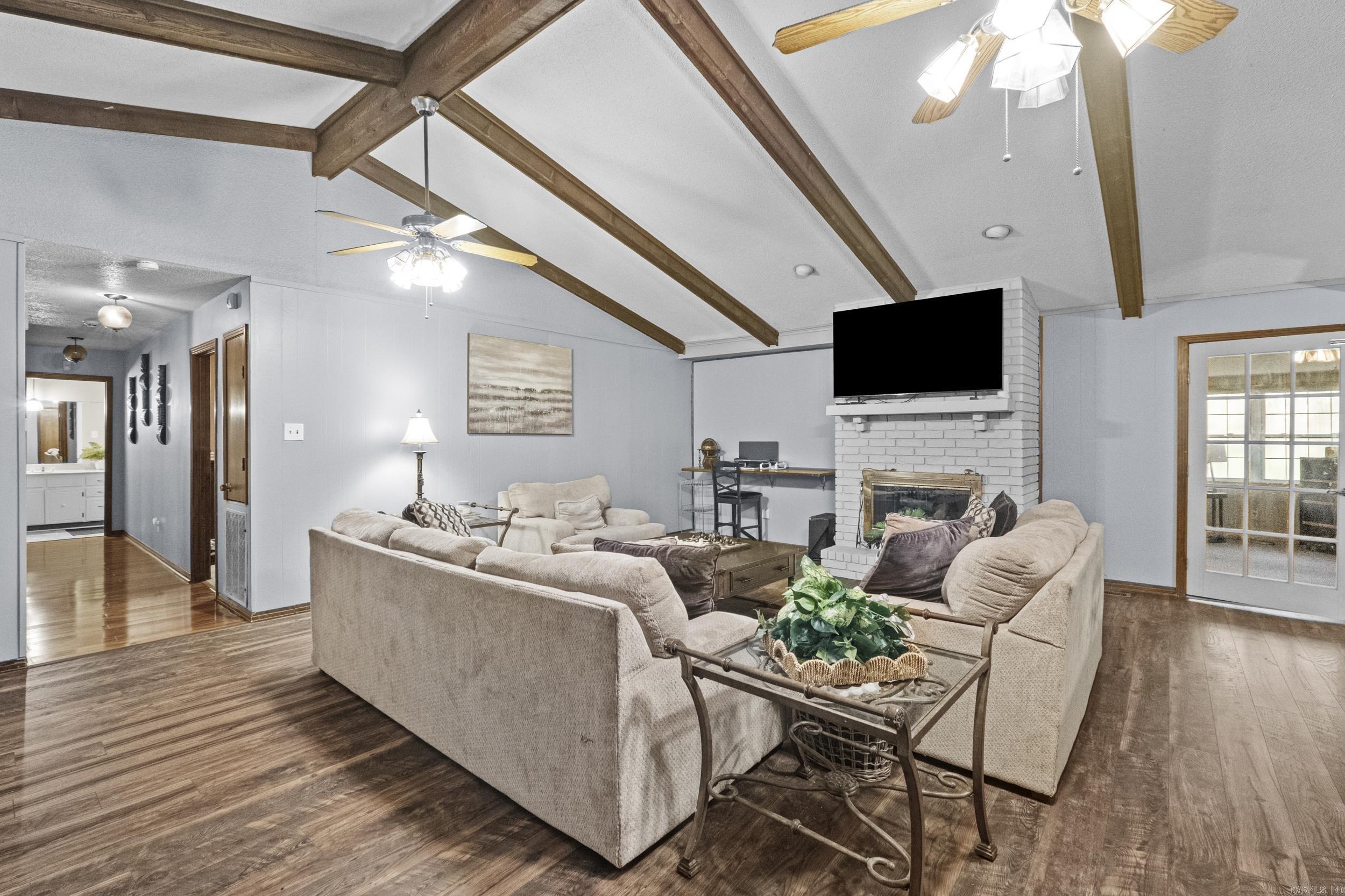 107 Foxdell  Jacksonville, AR