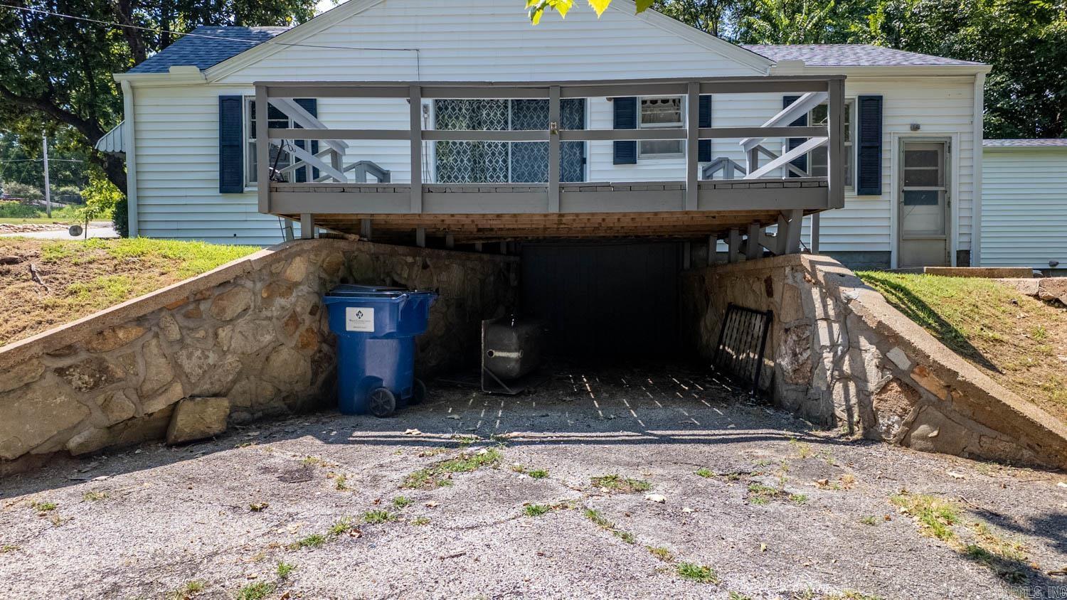 855 Archer Street  Mammoth Spring, AR