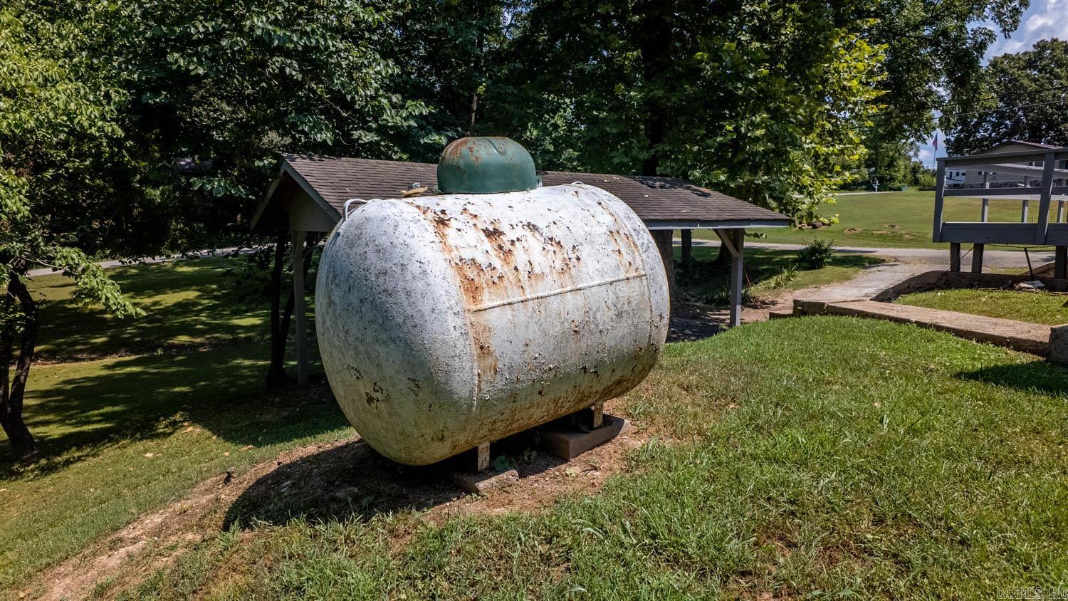855 Archer Street  Mammoth Spring, AR