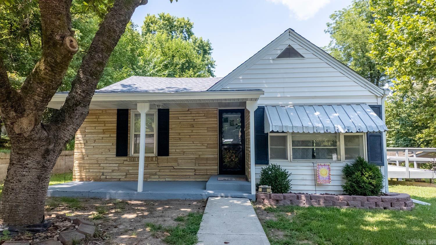 855 Archer Street  Mammoth Spring, AR