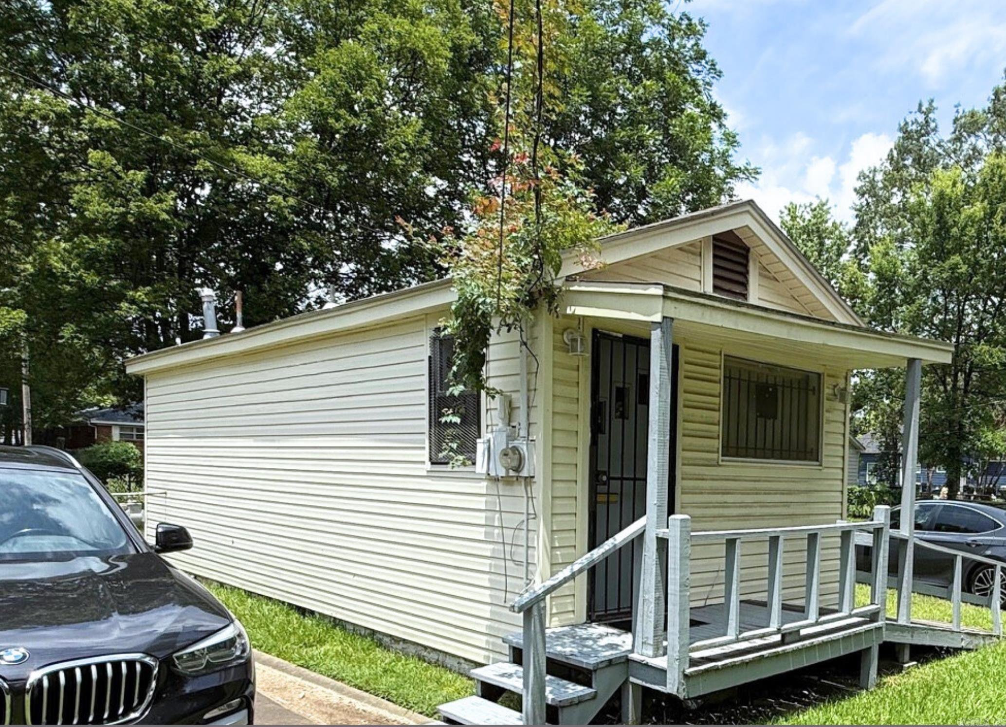 1213 W 18th  North Little Rock, AR