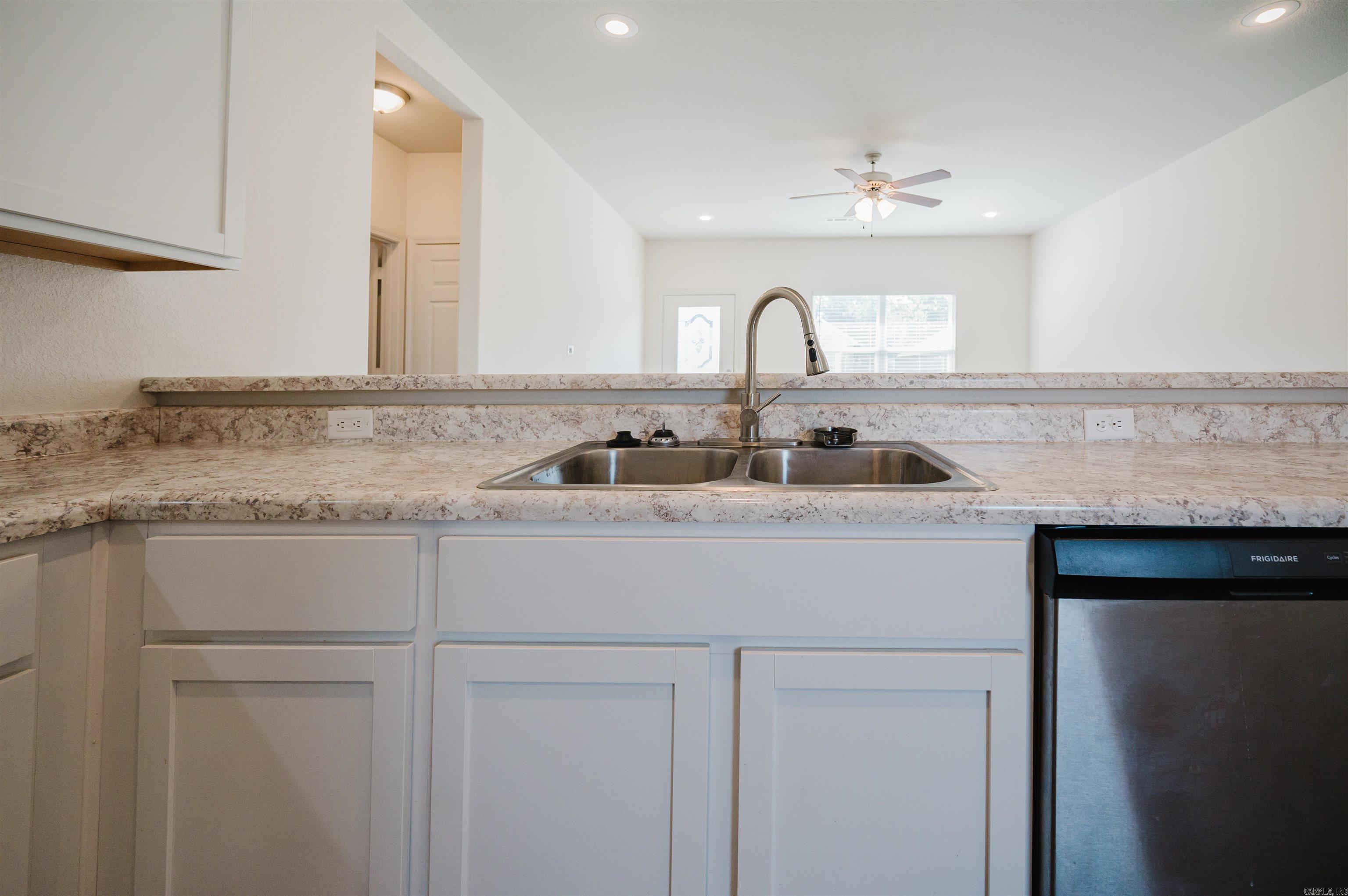 2225 Mary Alice Dr  Conway, AR
