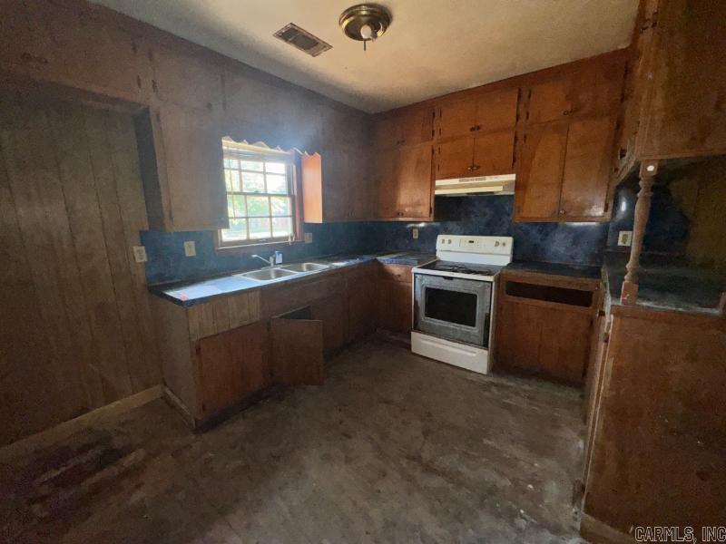 4207 W 15Th St  Little Rock, AR