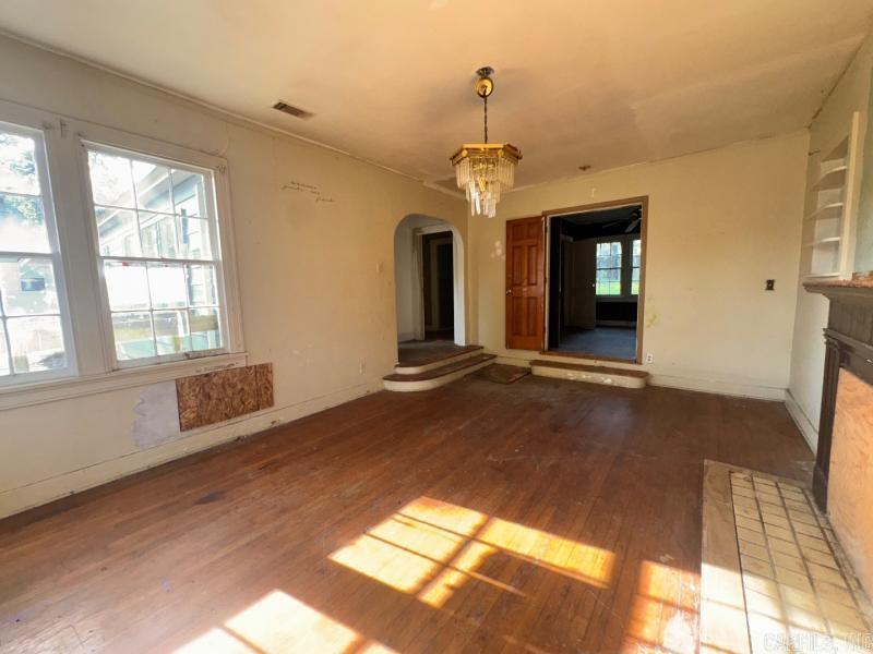 4207 W 15Th St  Little Rock, AR