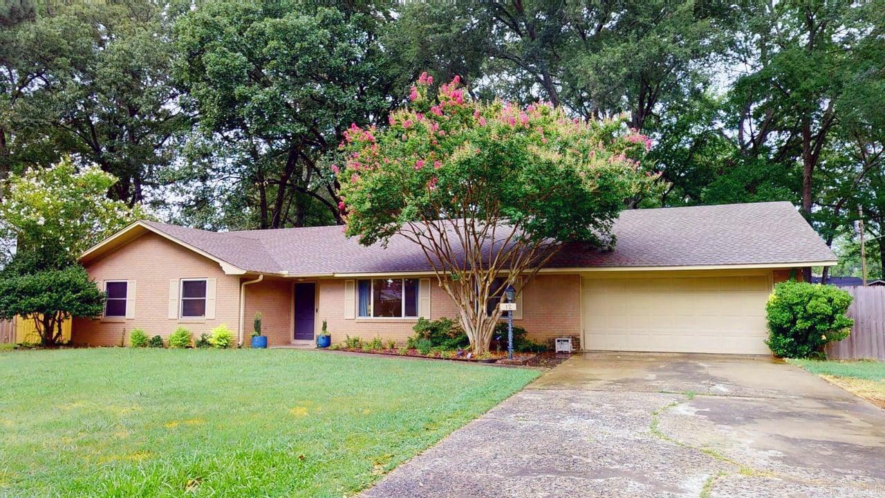 12 Oakdale  Conway, AR
