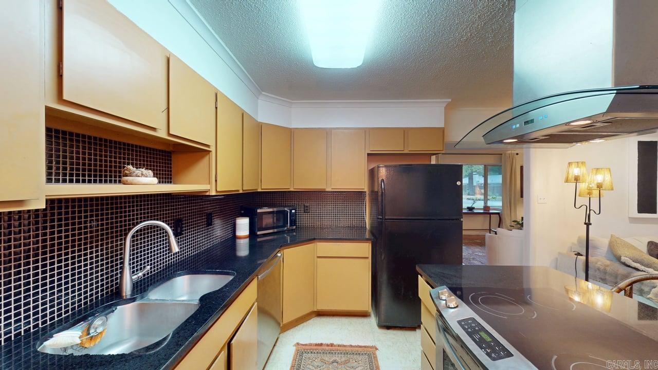 12 Oakdale  Conway, AR