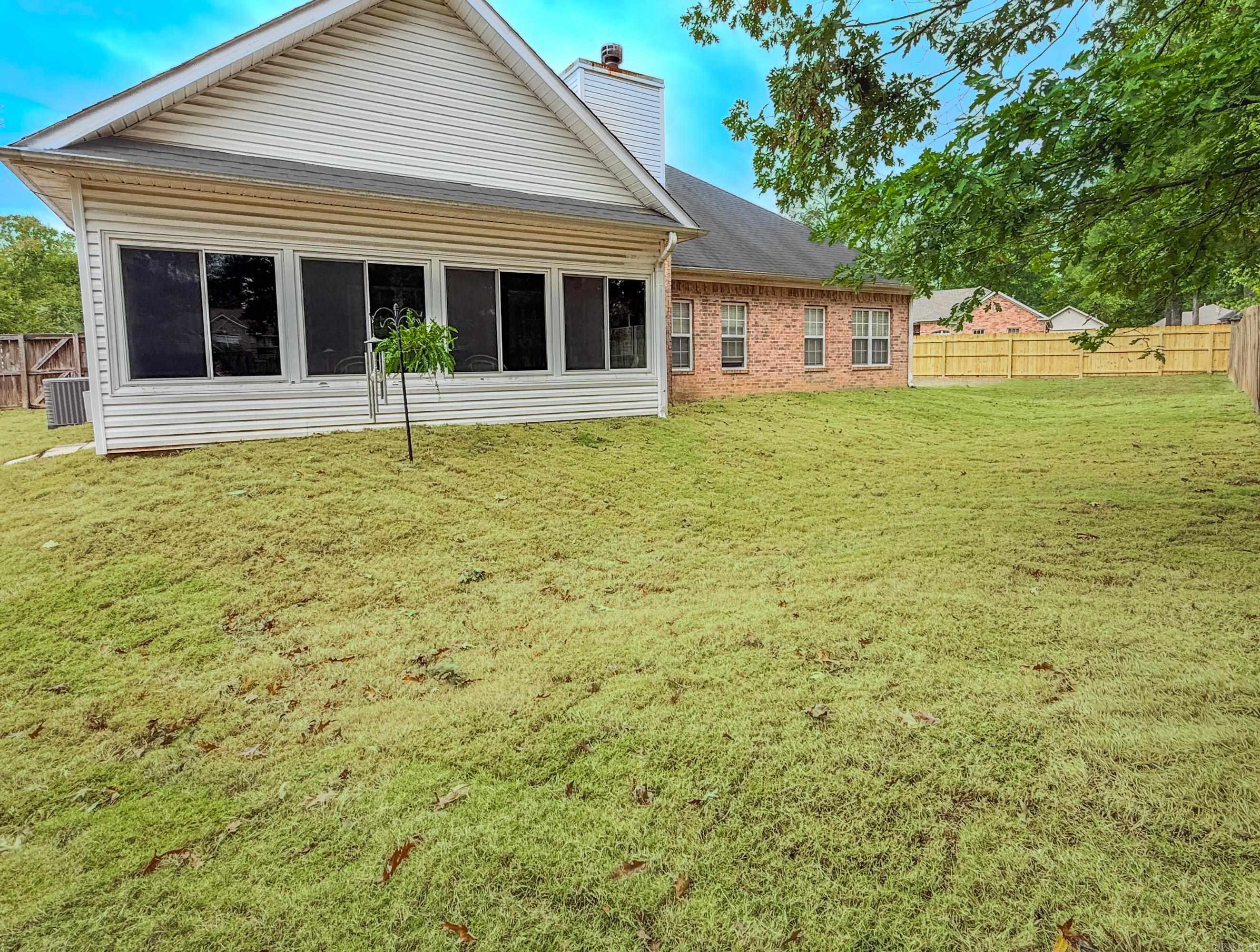 105 Valderrama  Benton, AR