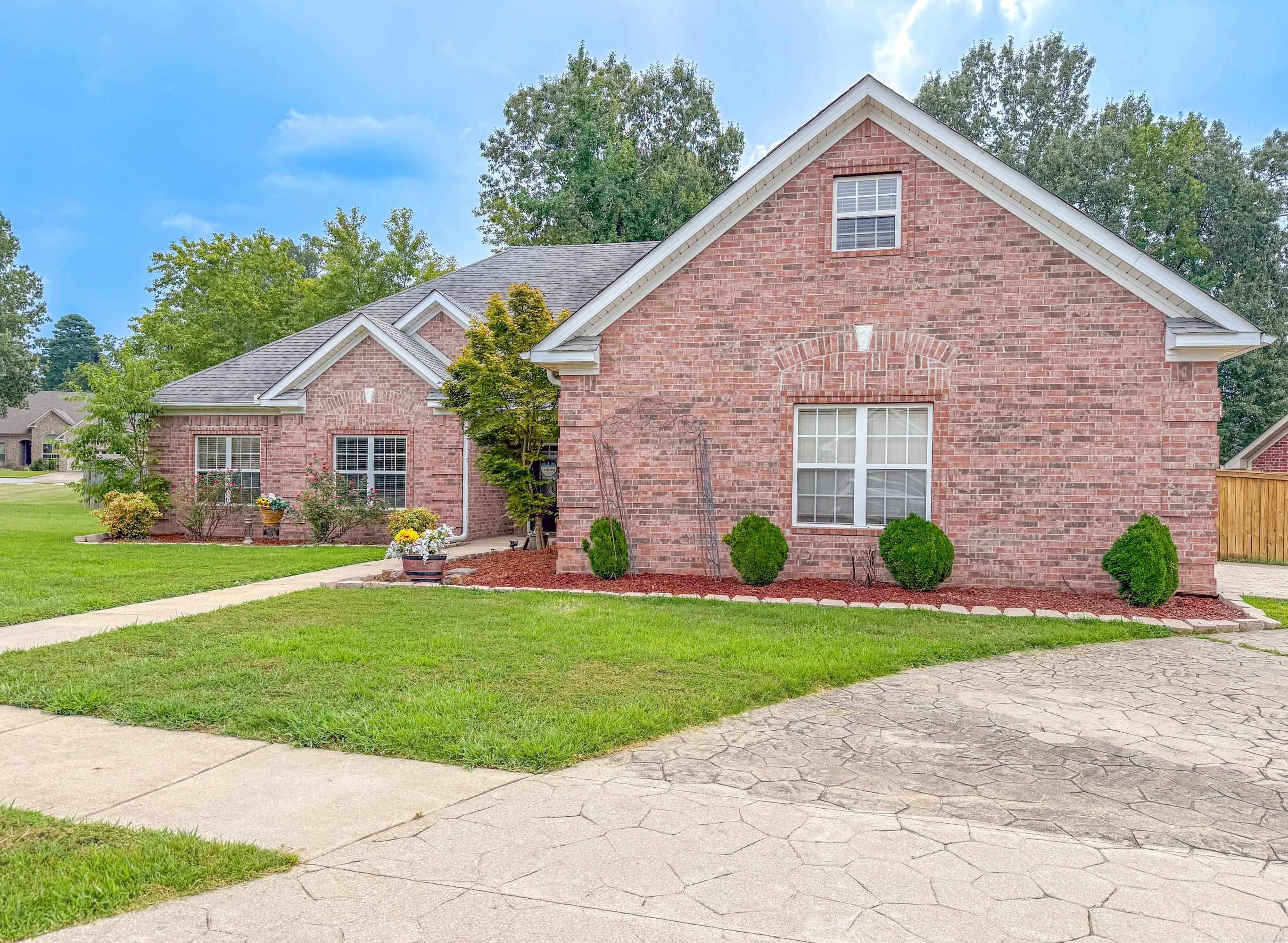 105 Valderrama  Benton, AR