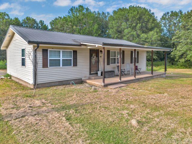 99 Lonoke Rd Morrilton, AR 72110