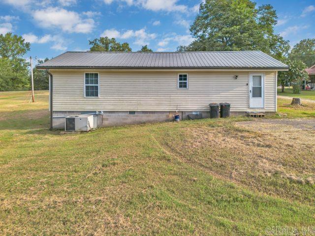 99 Lonoke Rd Morrilton, AR 72110