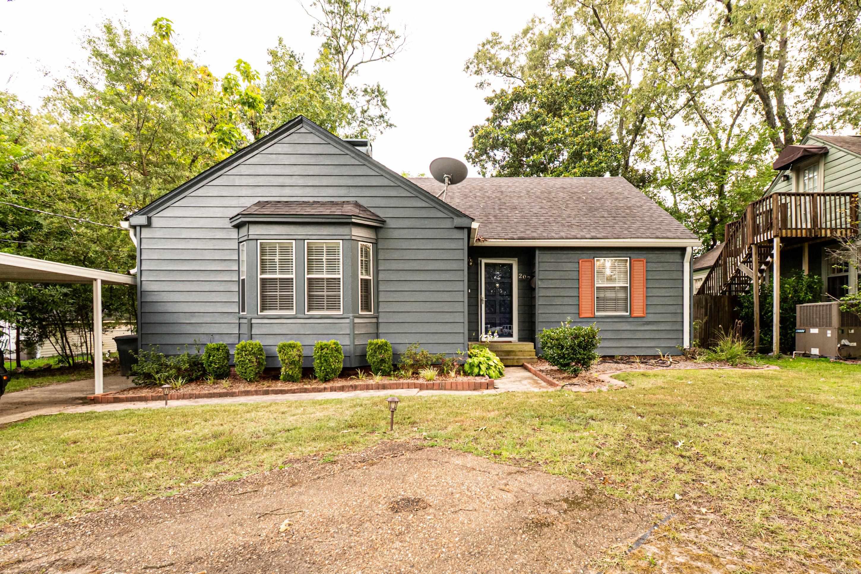 207 Oakhurst Blvd  El Dorado, AR