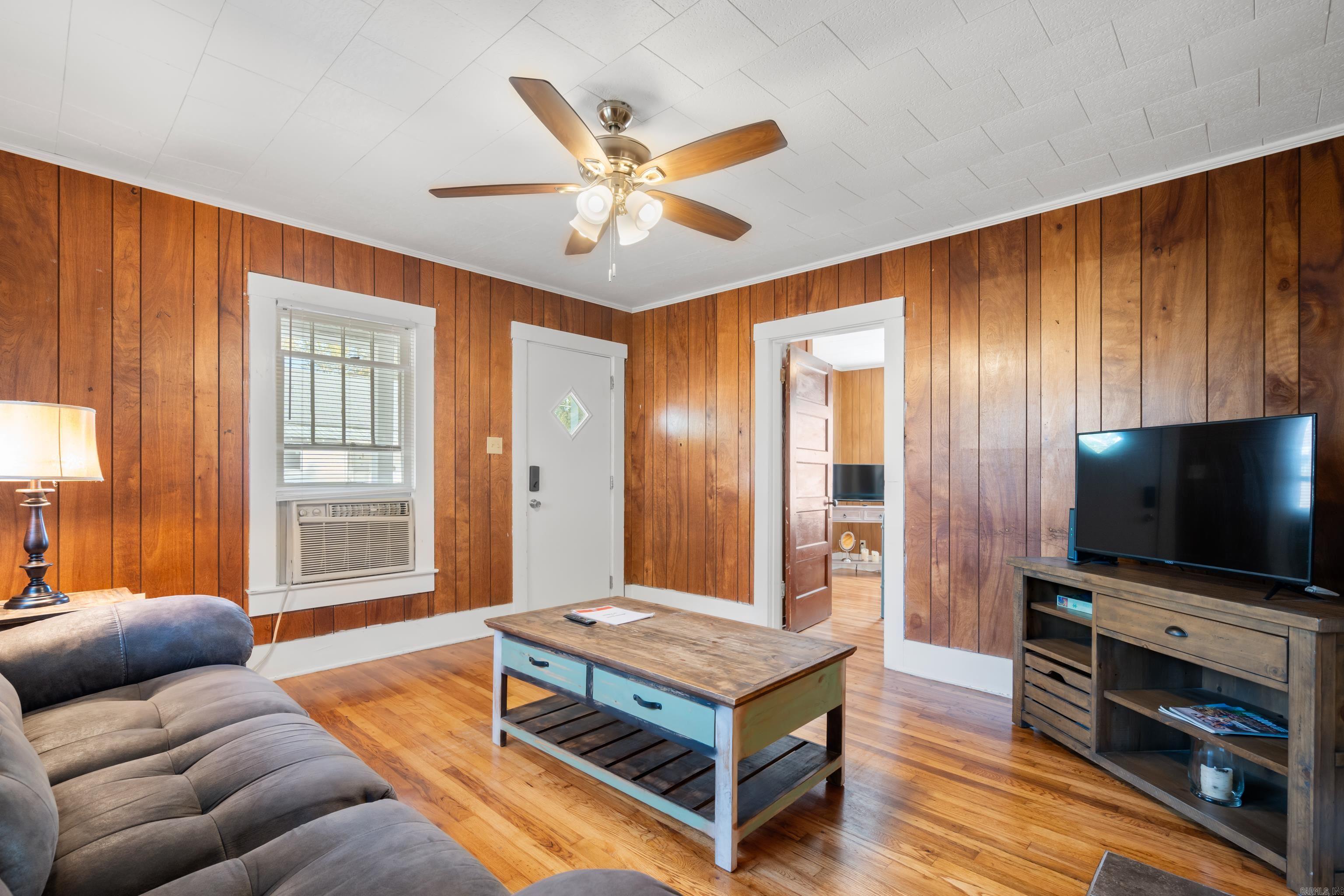 121 Pullman Street Hot Springs, AR 71901