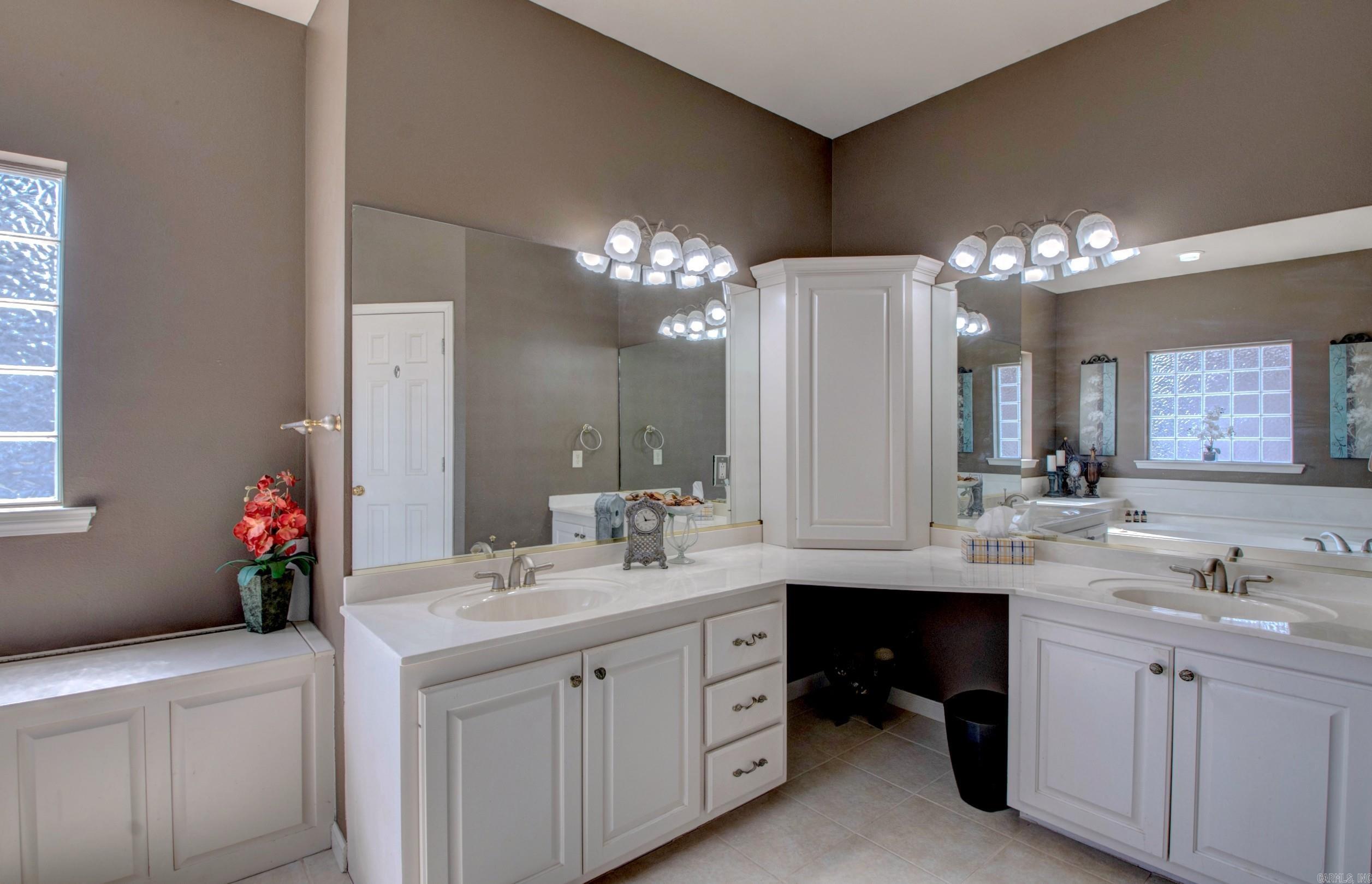 2223 Byron  Bryant, AR