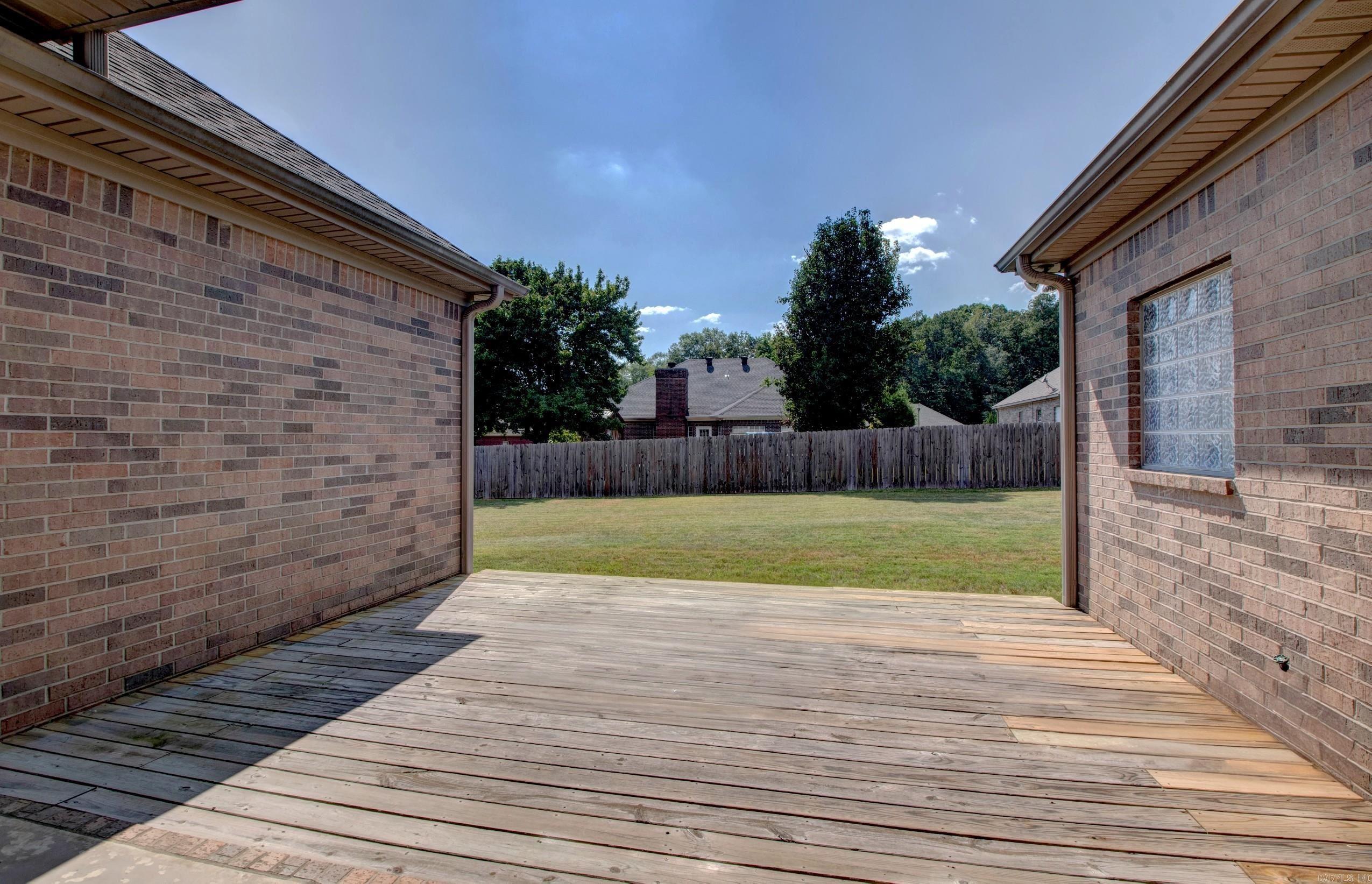 2223 Byron  Bryant, AR