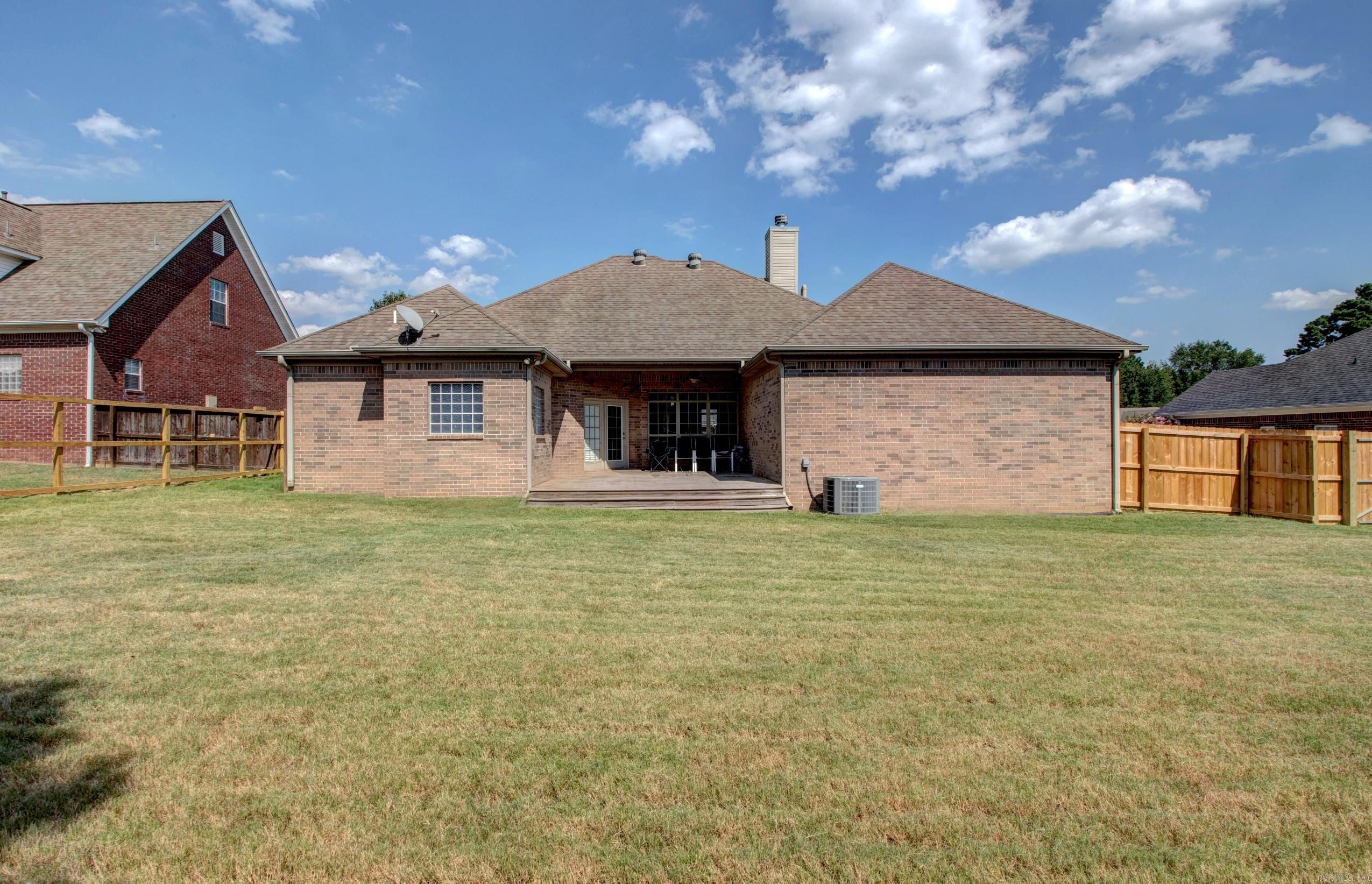 2223 Byron  Bryant, AR