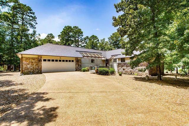 242  Snead  Fairfield Bay, AR