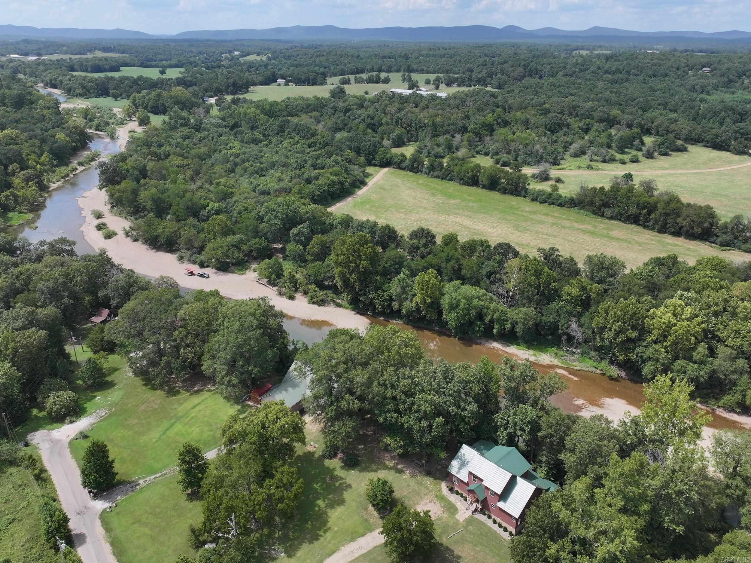 79 Kevins  Amity, AR