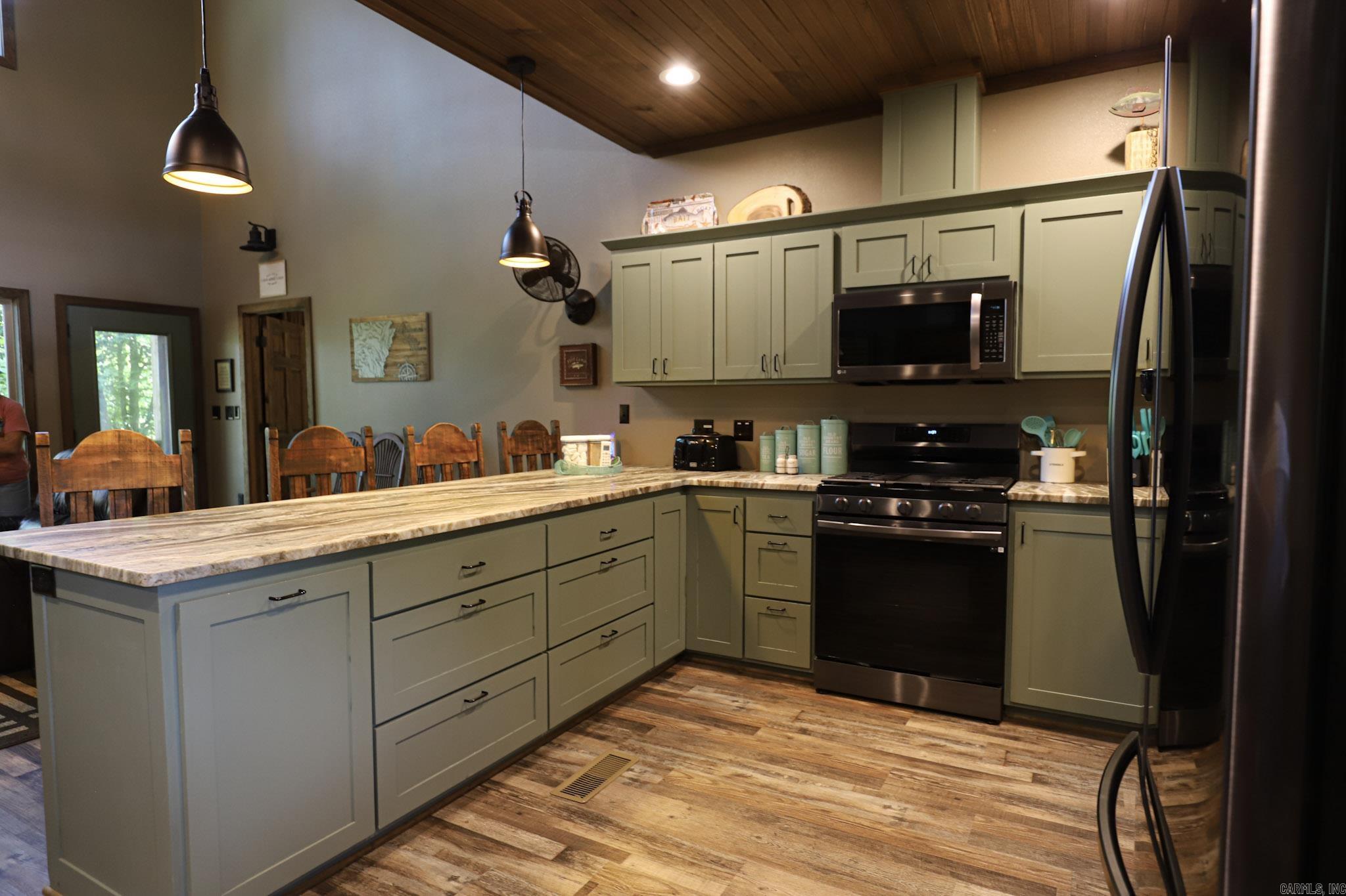 79 Kevins  Amity, AR