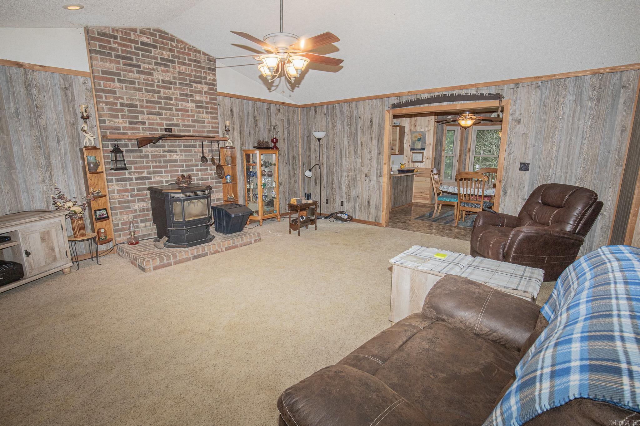 379 Grant County Rd 167077 Sheridan, AR 72150
