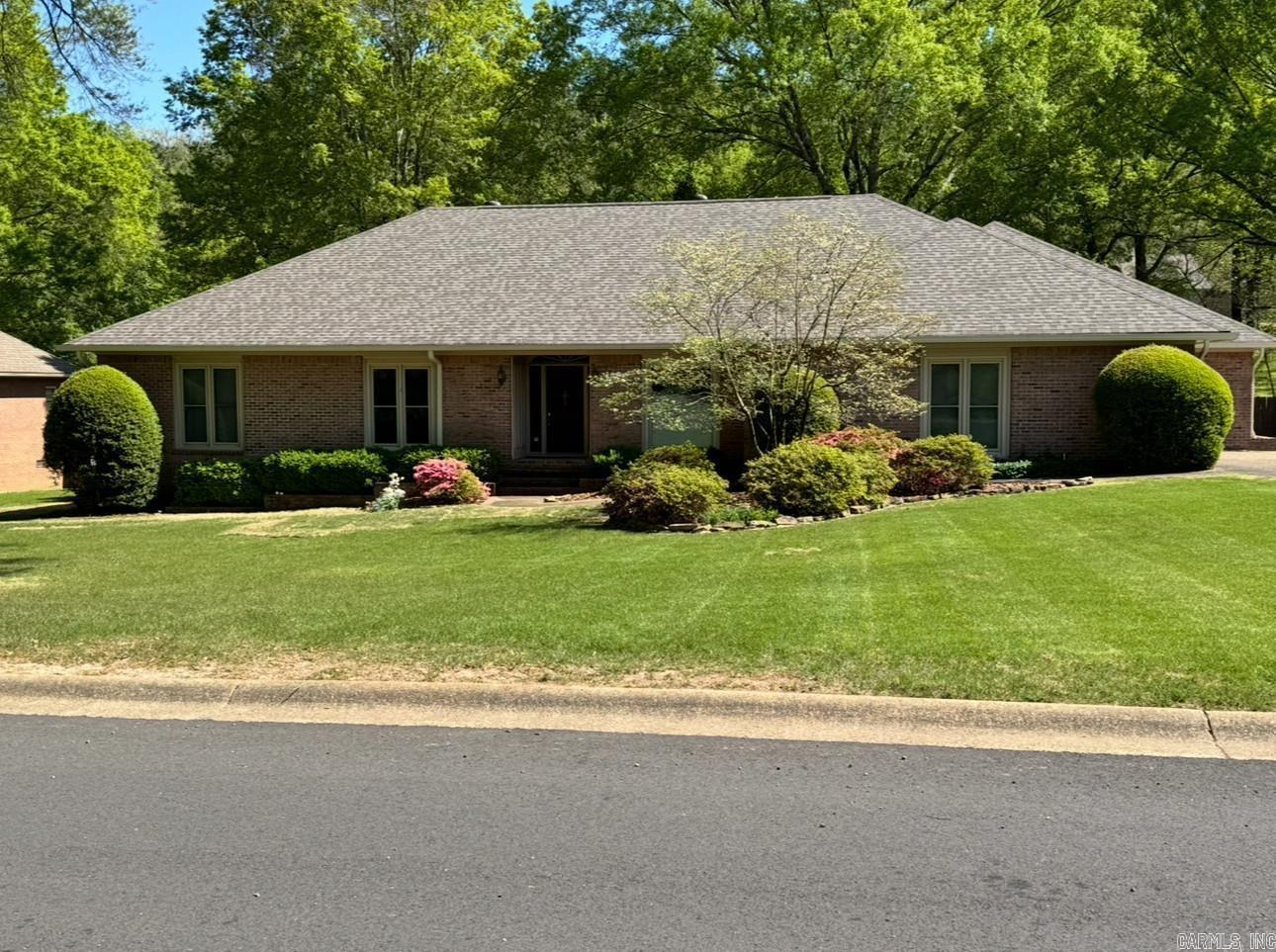 304 Quail Creek  Hot Springs, AR