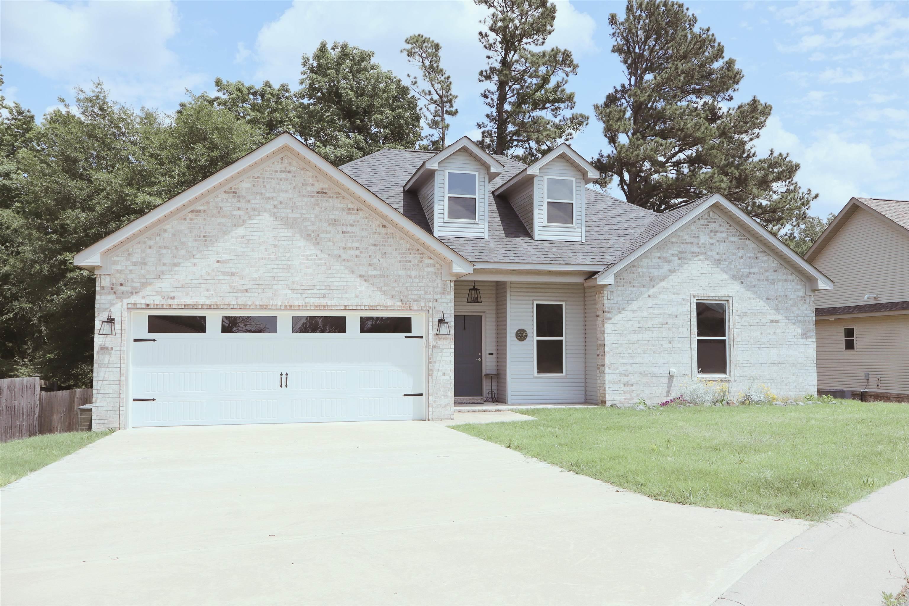 205 Windcrest Circle