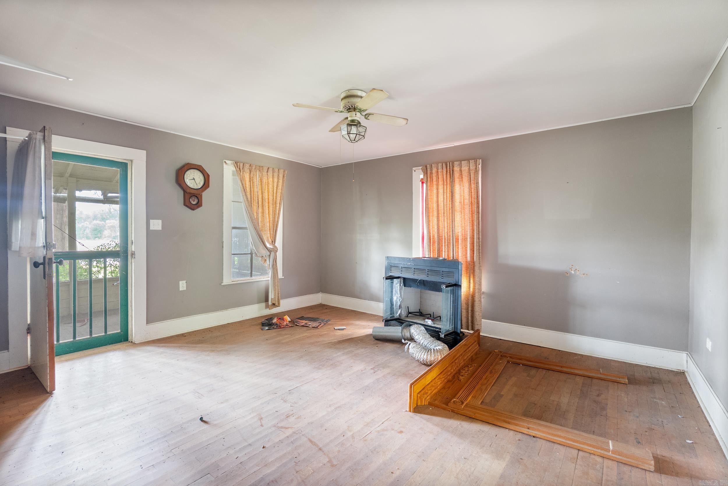 548 Highway 294  Lonoke, AR