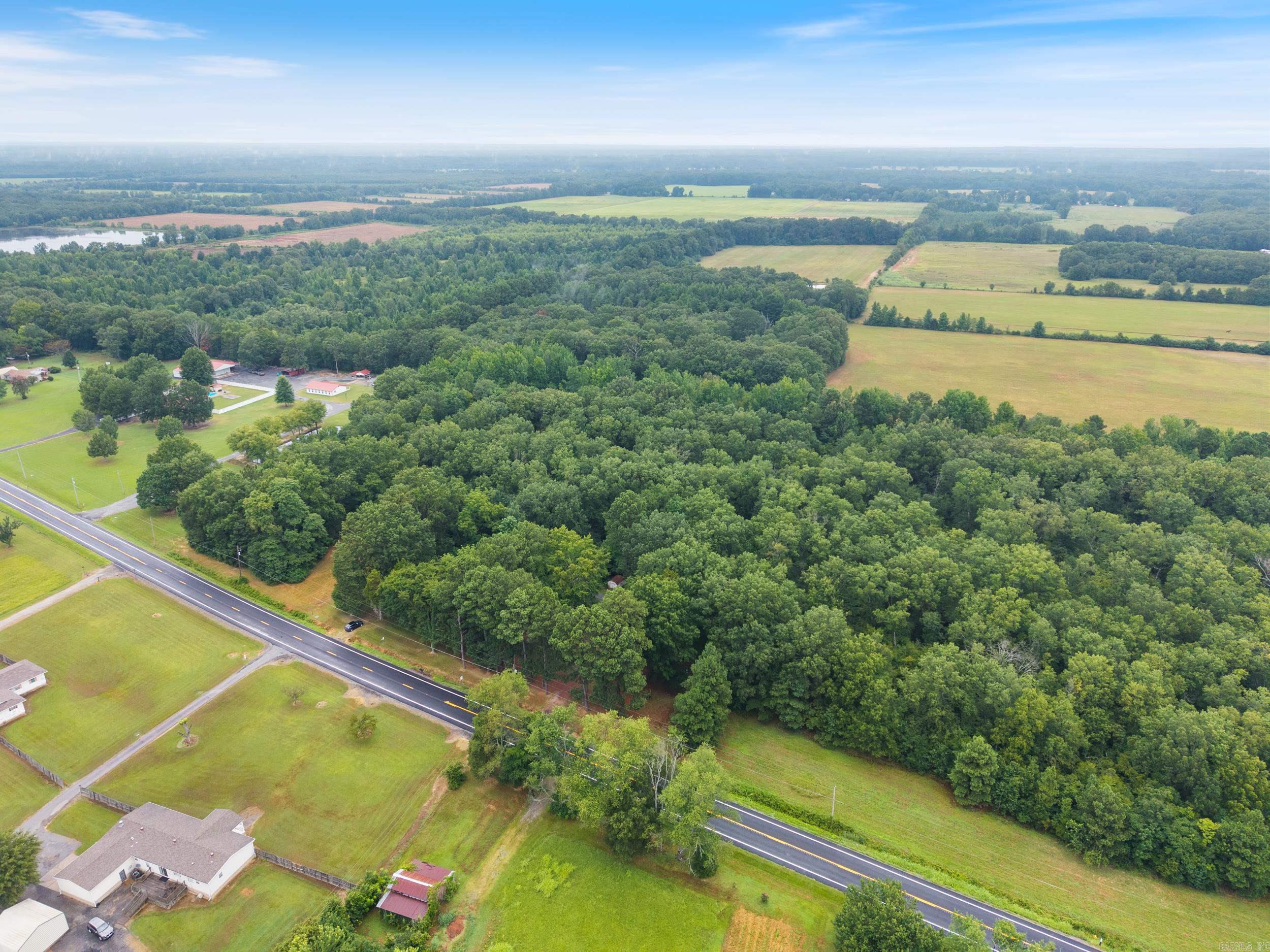 548 Highway 294  Lonoke, AR