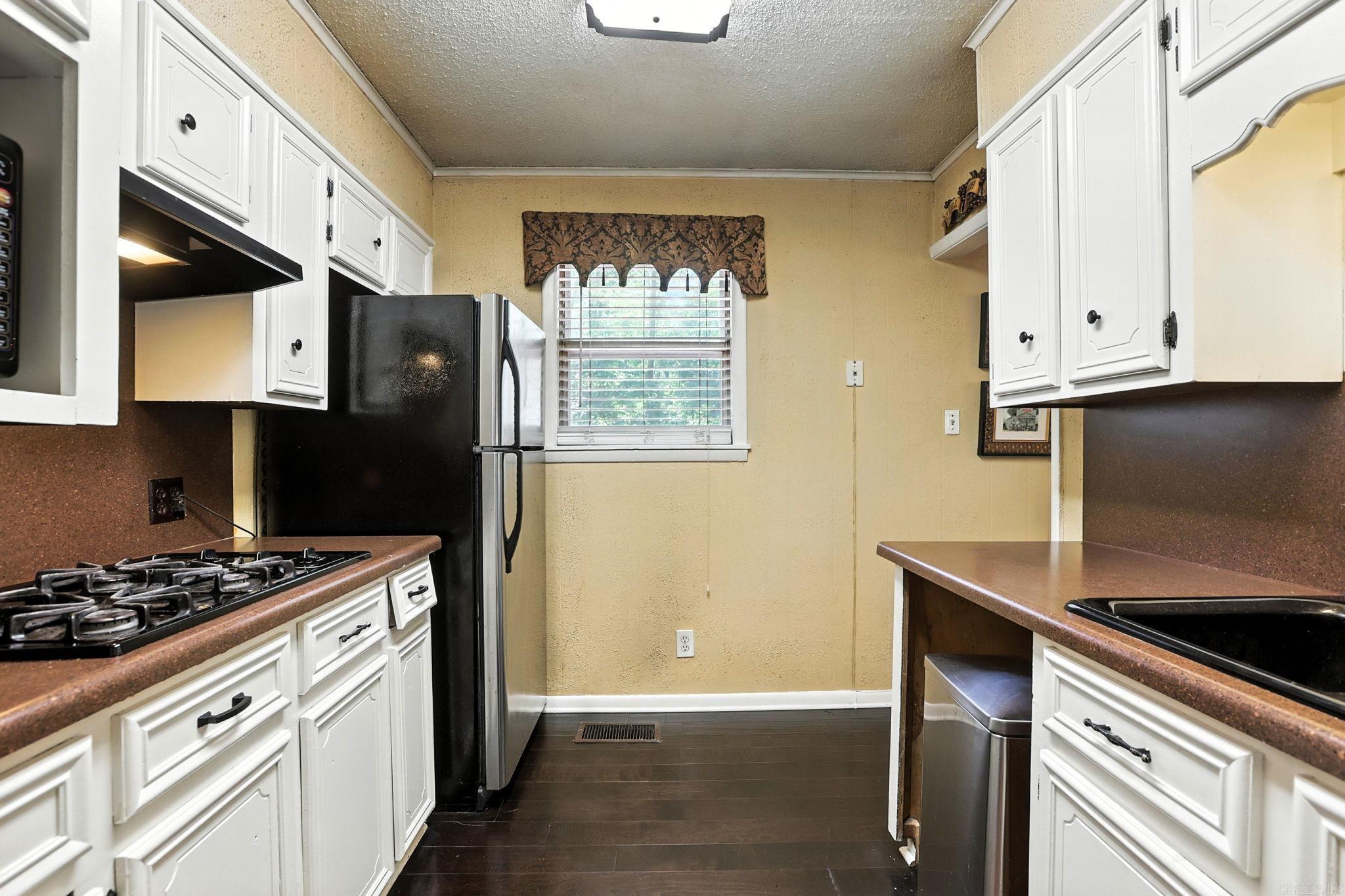 2911 Linda Kay Dr  Little Rock, AR