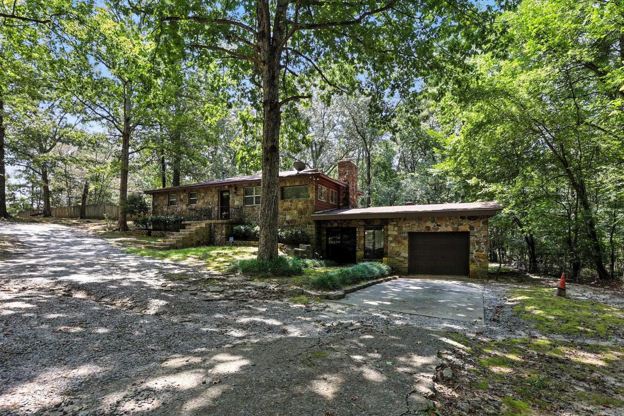 2911 Linda Kay Dr  Little Rock, AR