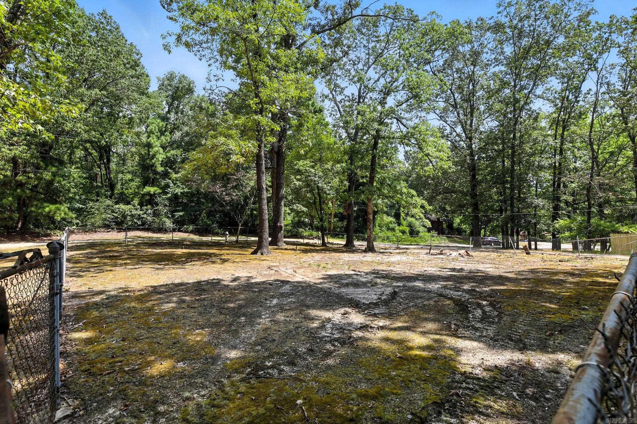2911 Linda Kay Dr  Little Rock, AR
