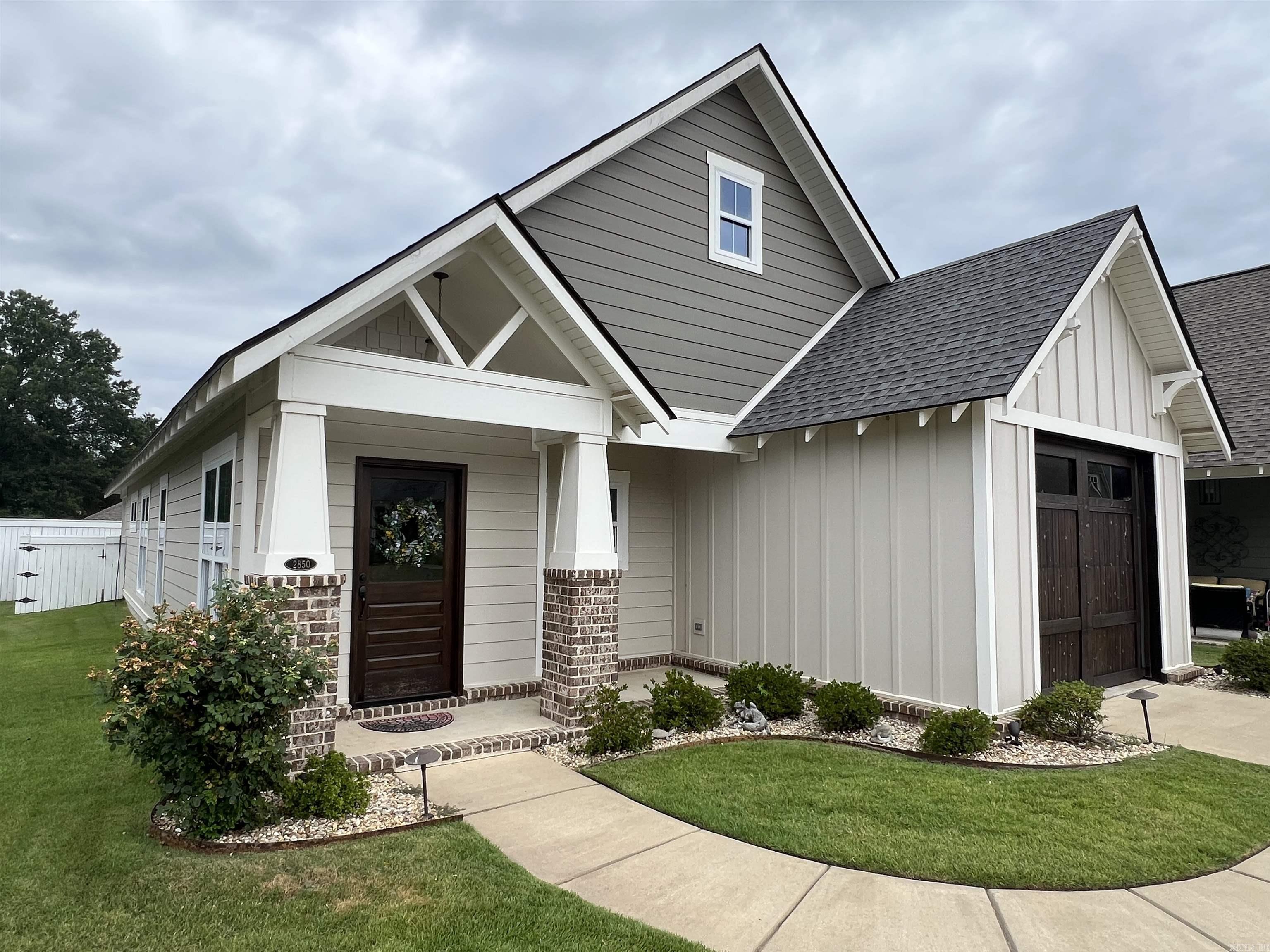 2850 Stonebrook  Conway, AR