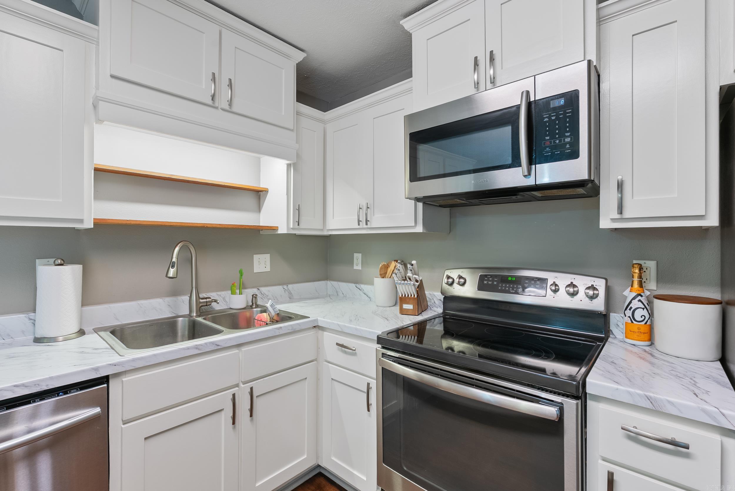 509 Sharon Oaks Court Benton, AR 72019-0000