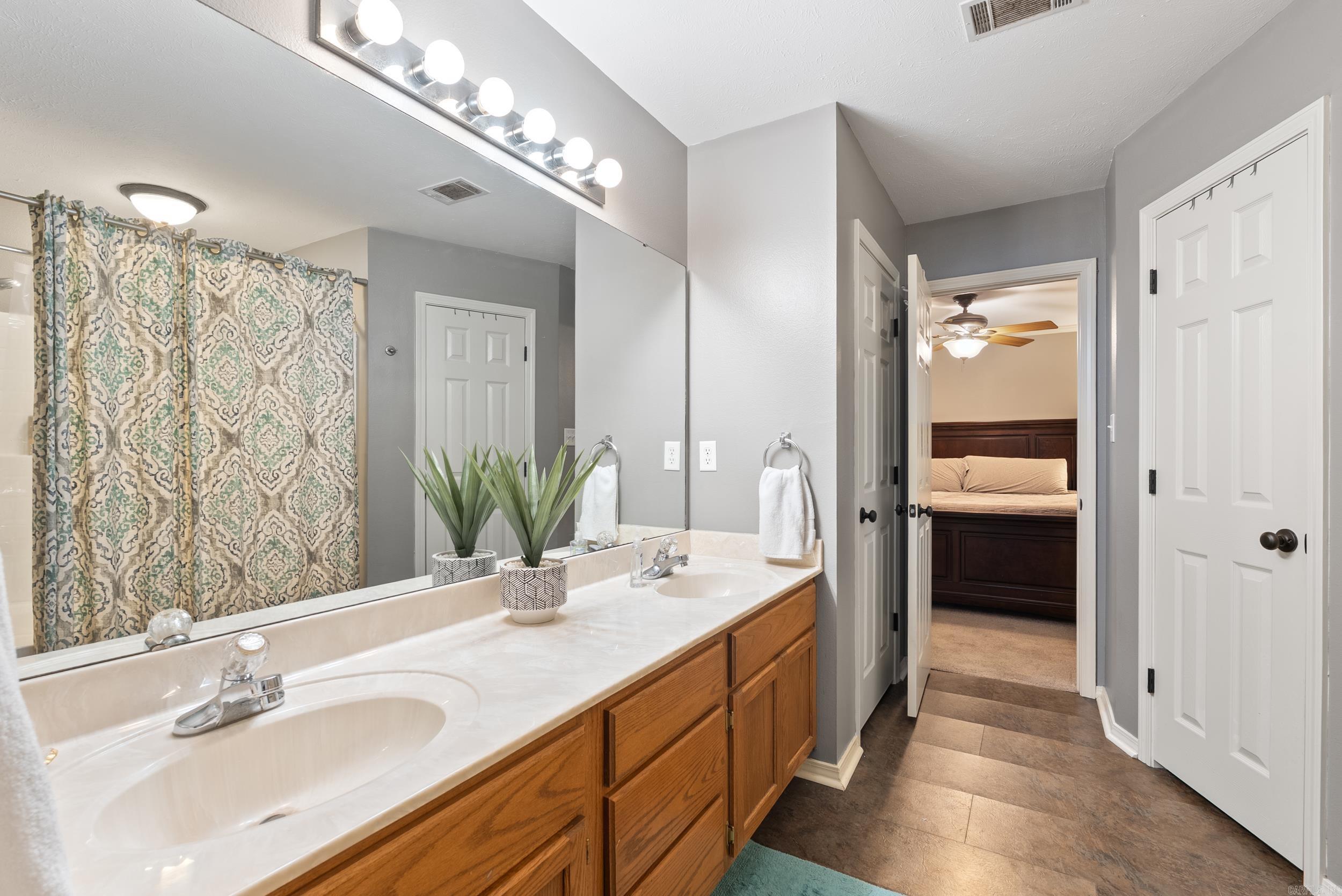 509 Sharon Oaks Court Benton, AR 72019-0000
