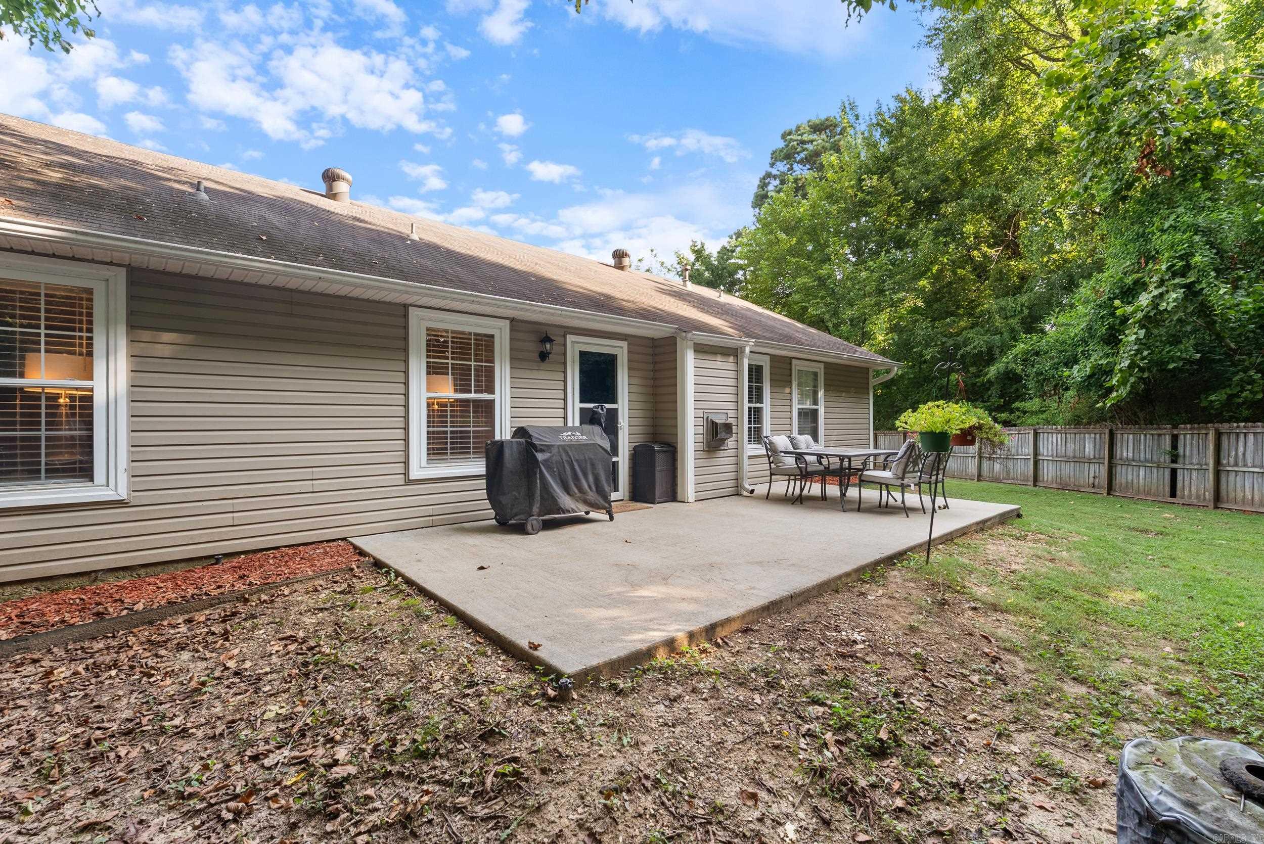 509 Sharon Oaks Court Benton, AR 72019-0000