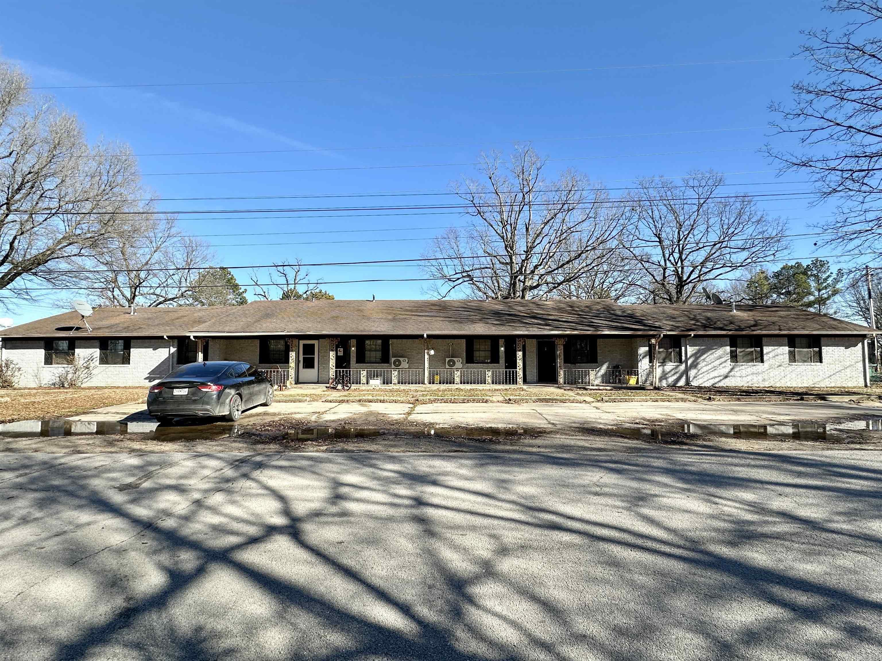 195, 18, 208 CR 137  Corning, AR