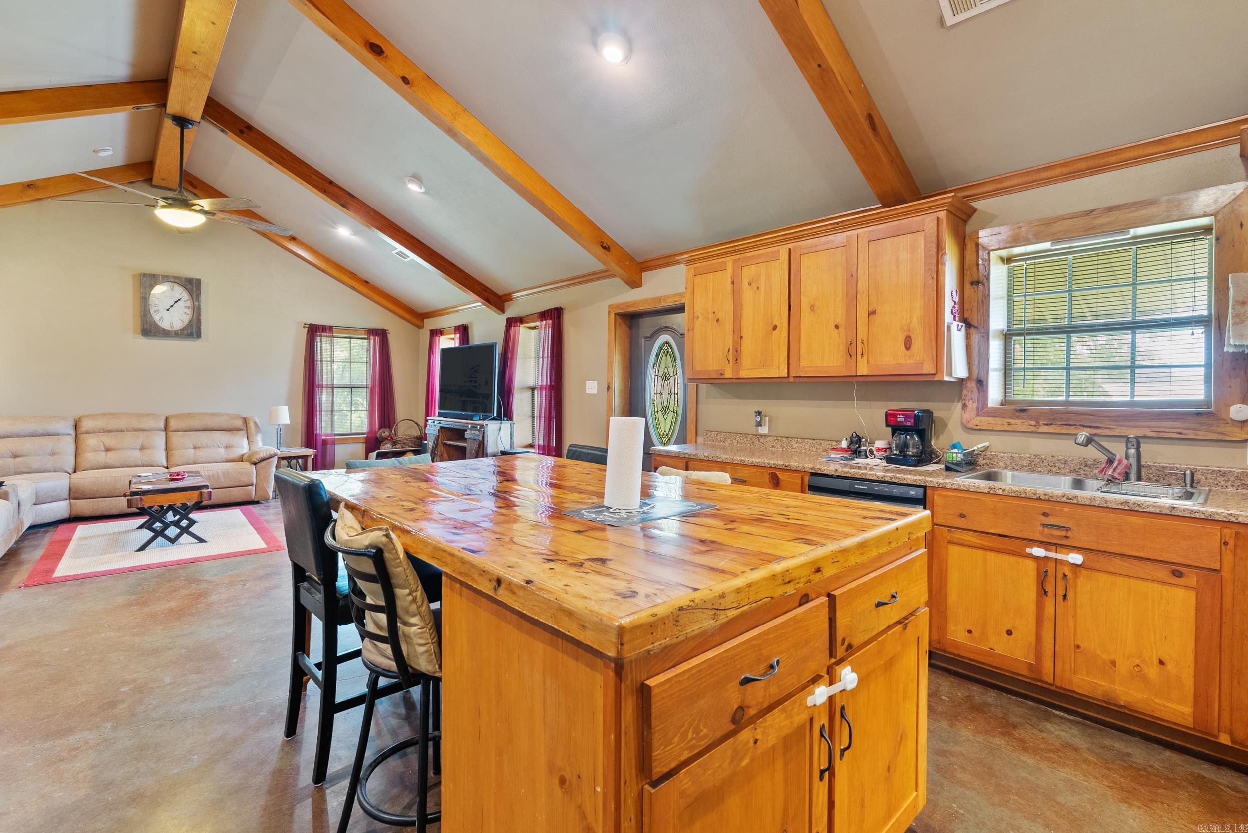 688 Main Street Conway, AR 72032