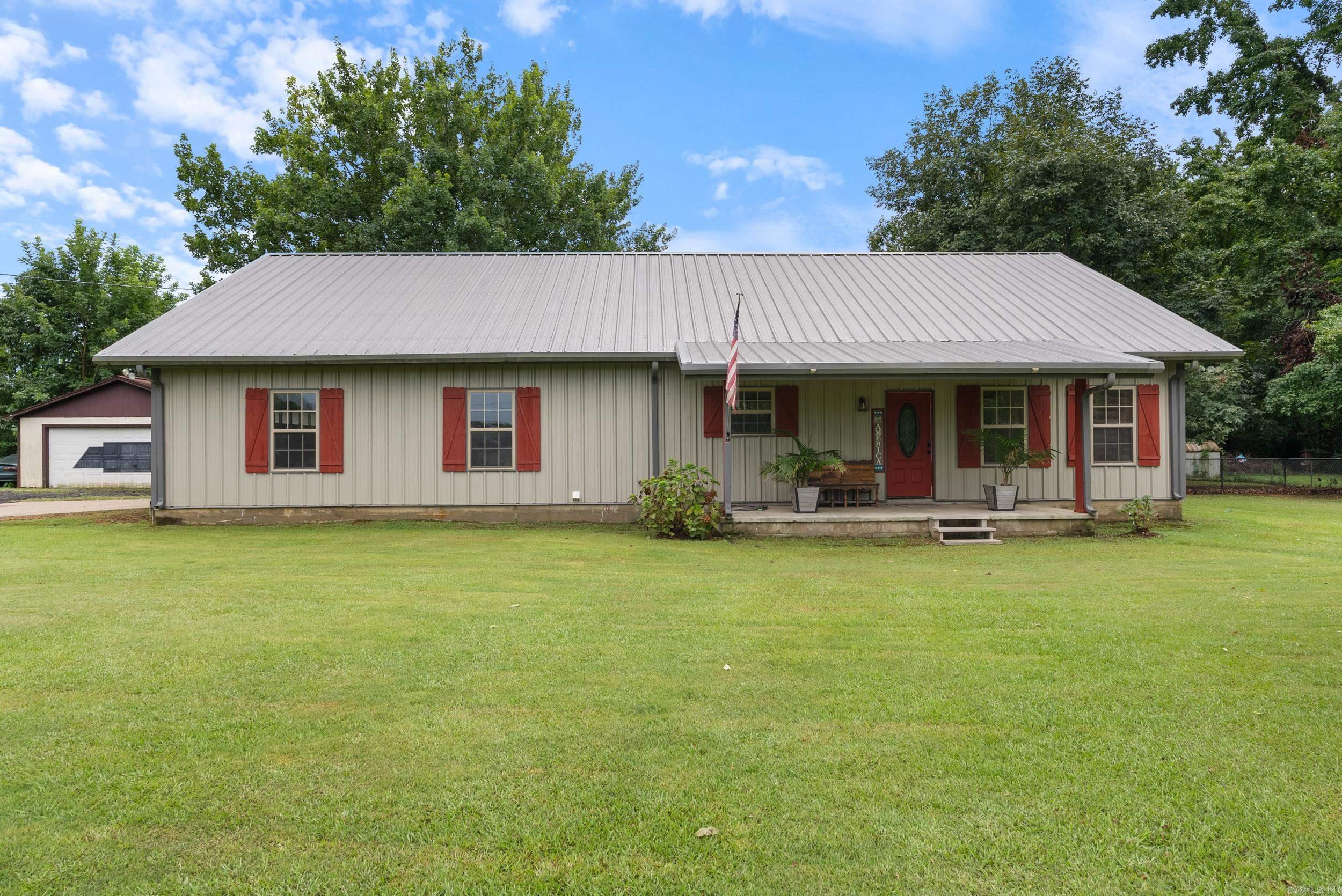 688 Main Street Conway, AR 72032