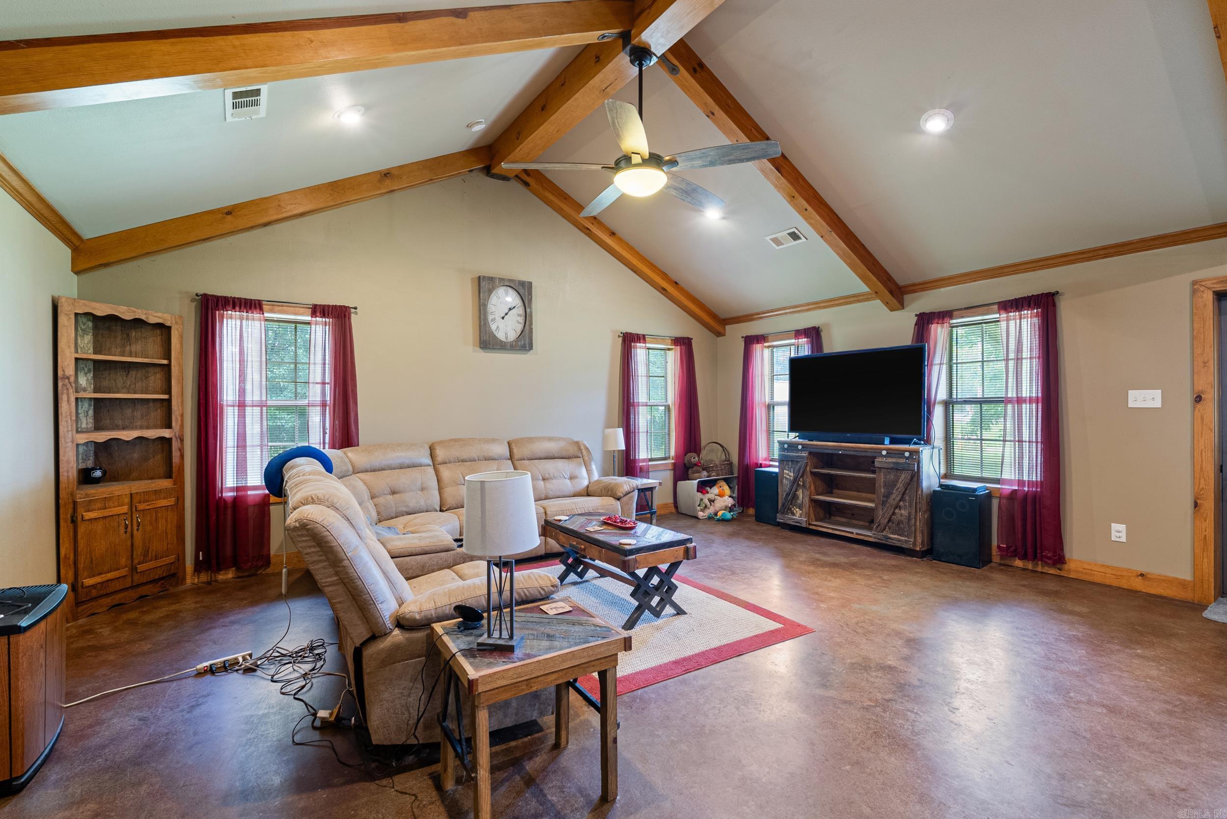 688 Main Street Conway, AR 72032