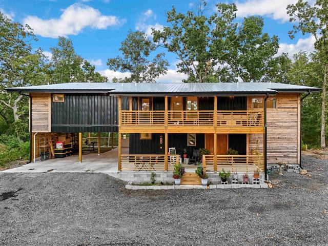 528  Long Branch  Bee Branch, AR