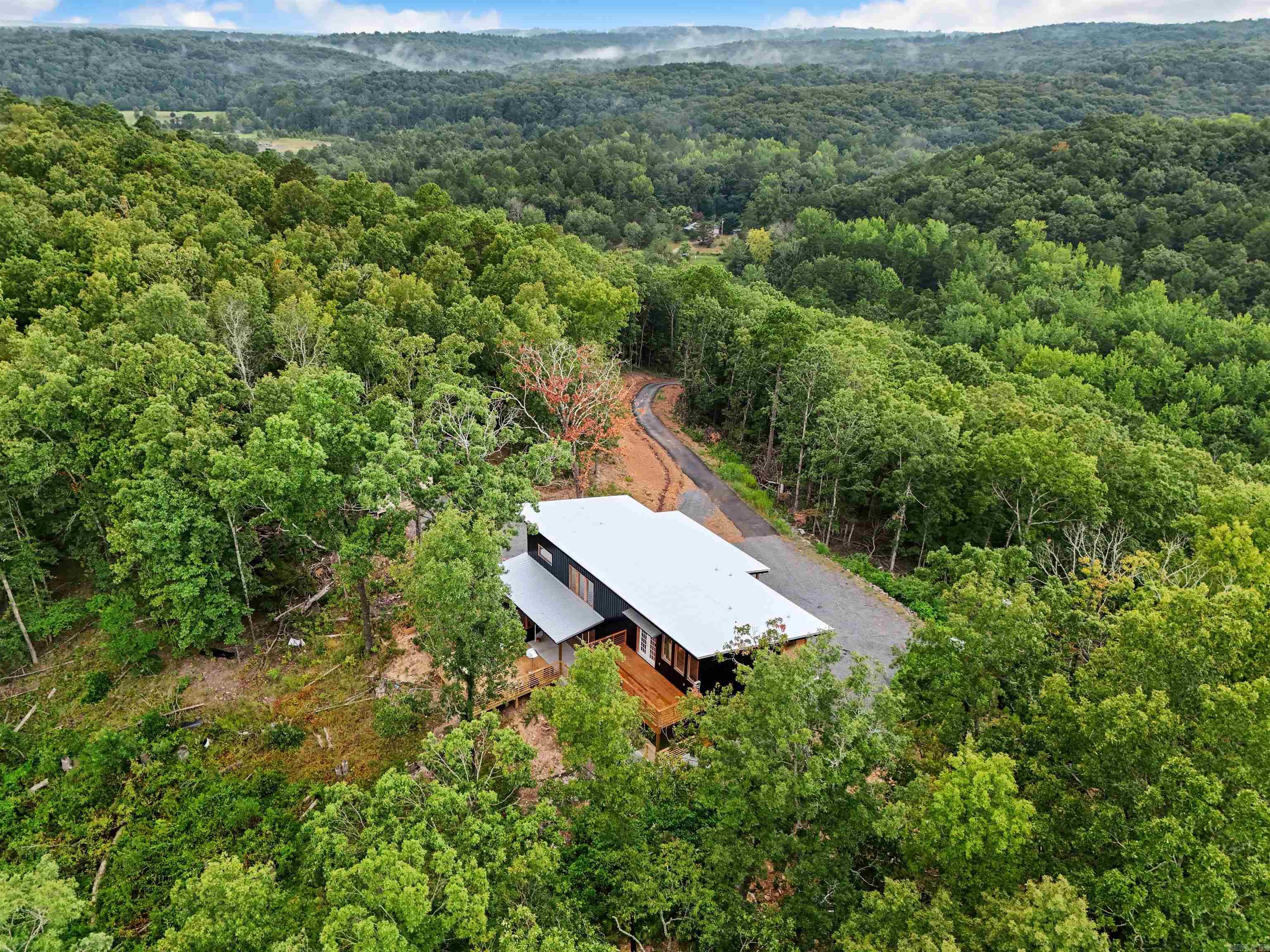 528 Long Branch  Bee Branch, AR
