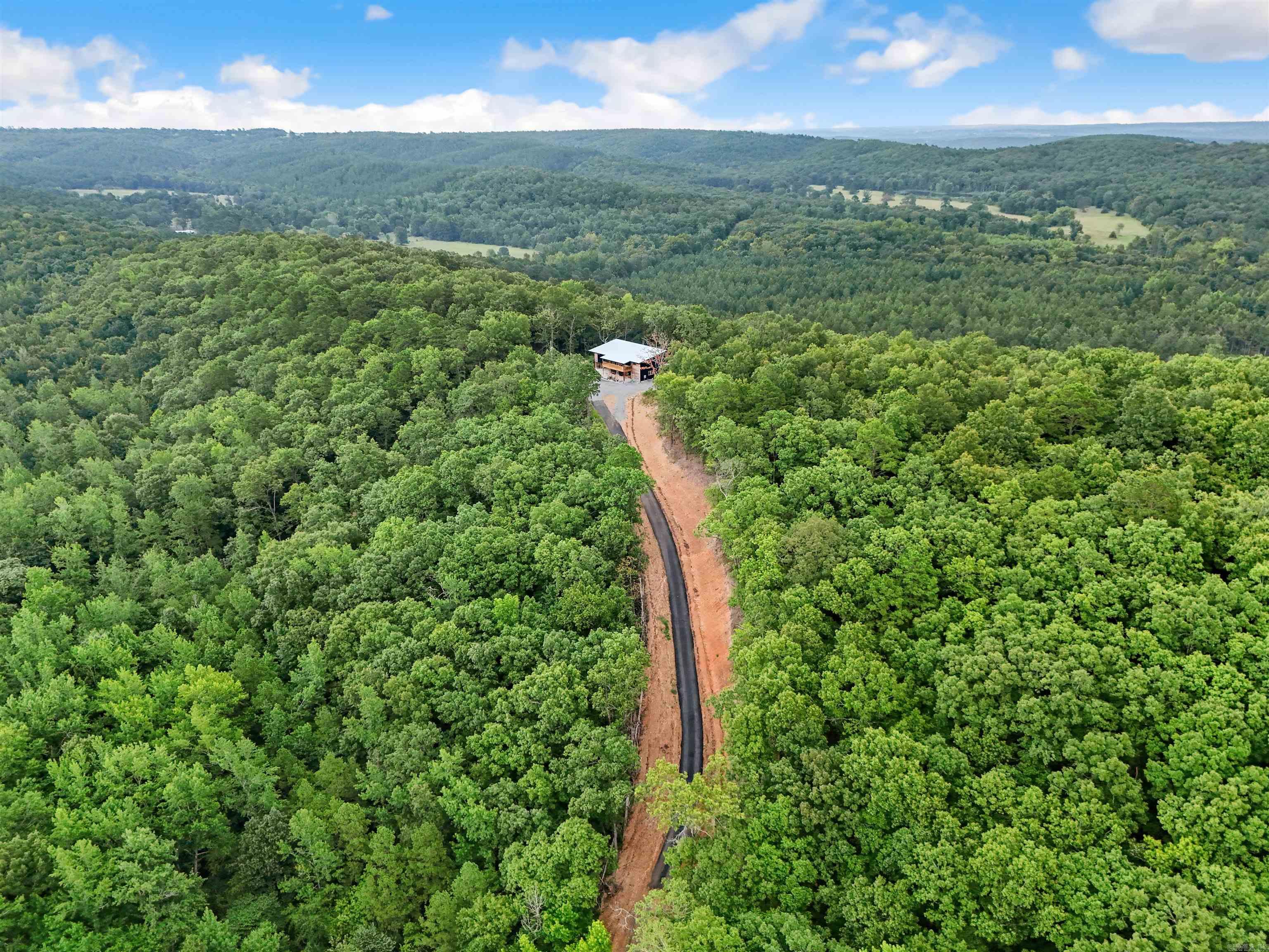 528 Long Branch  Bee Branch, AR