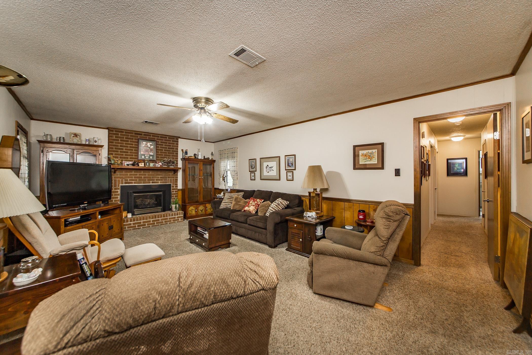 32 Daniel Drive Sherwood, AR 72120