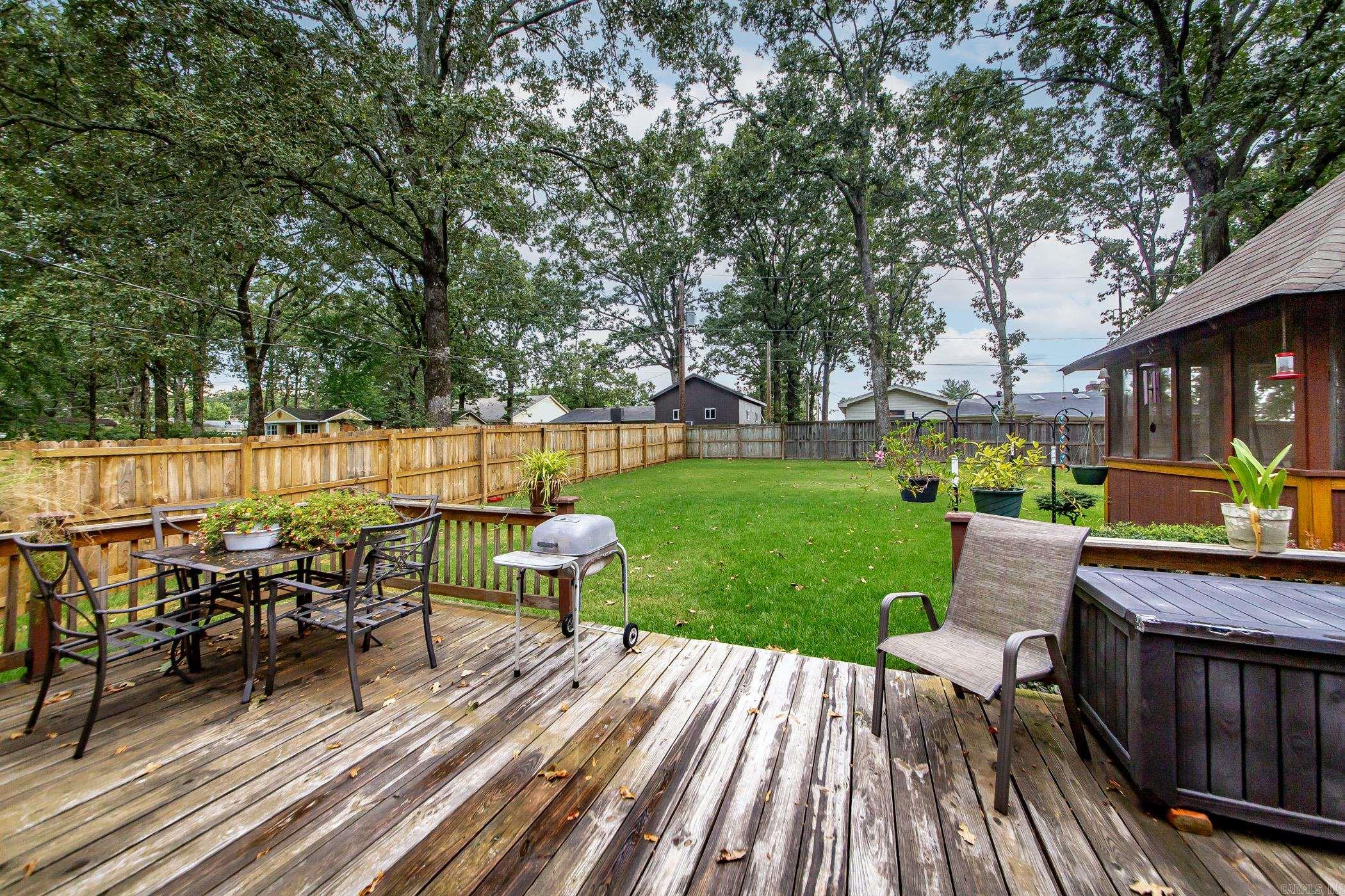 32 Daniel Drive Sherwood, AR 72120