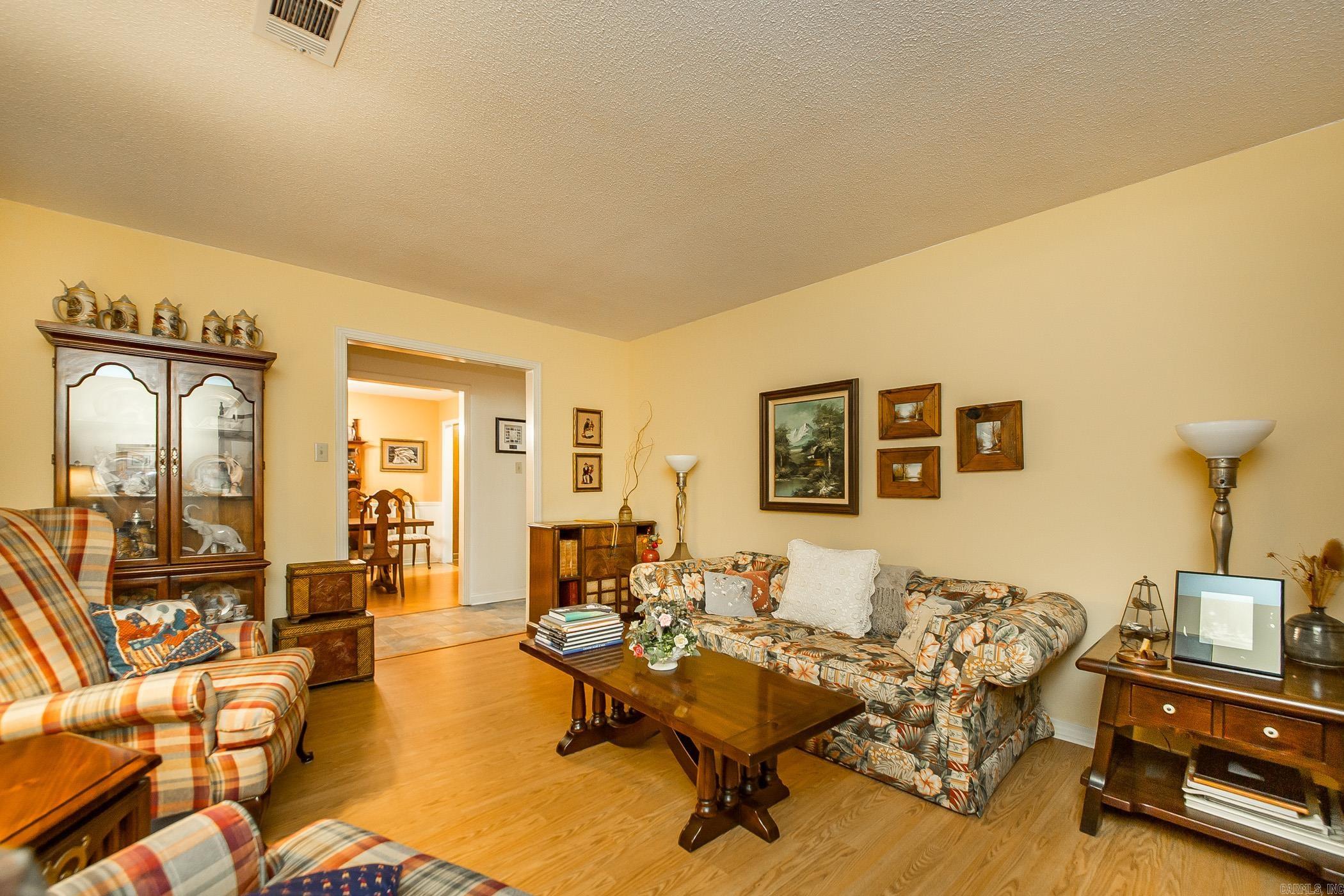 32 Daniel Drive Sherwood, AR 72120