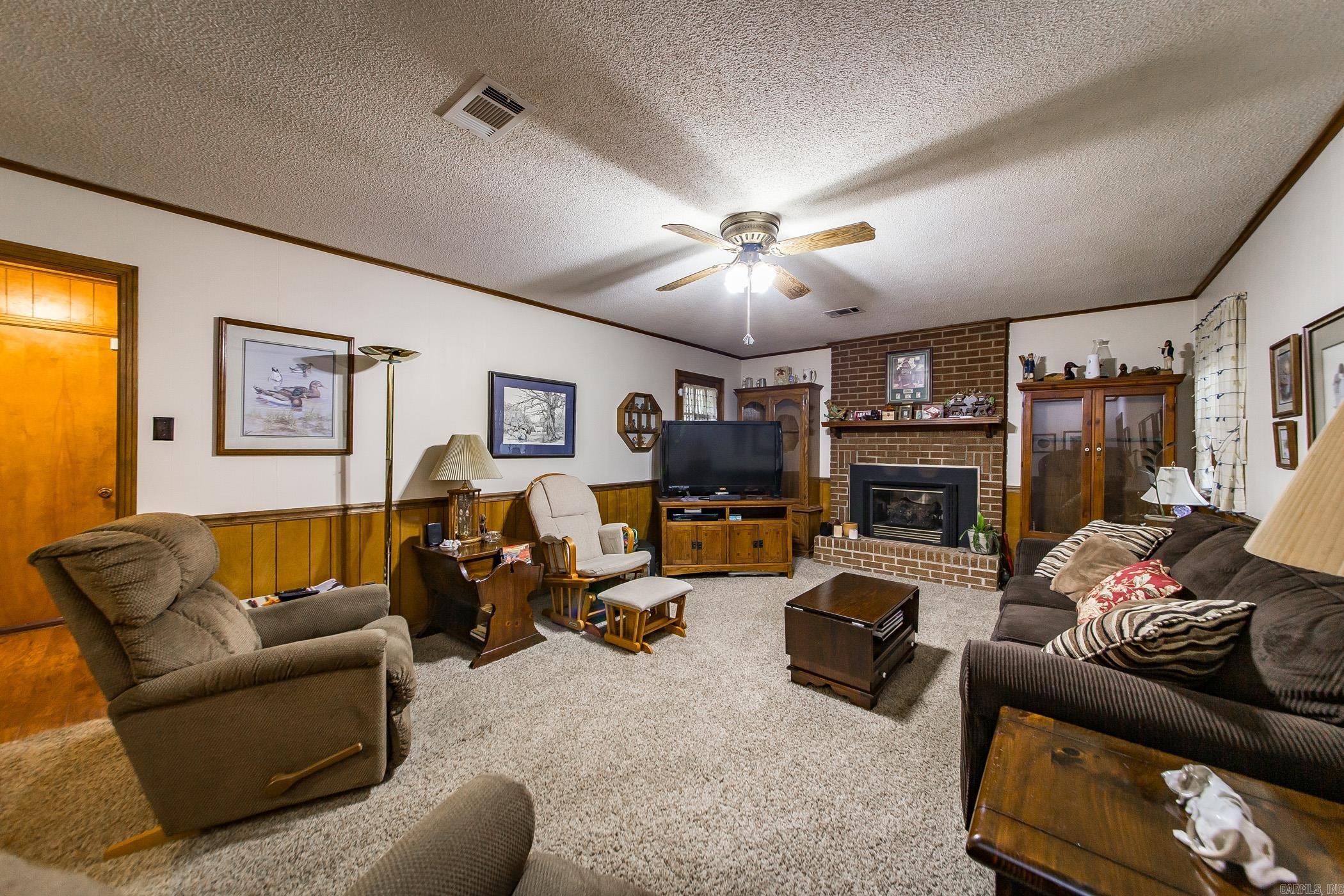 32 Daniel Drive Sherwood, AR 72120