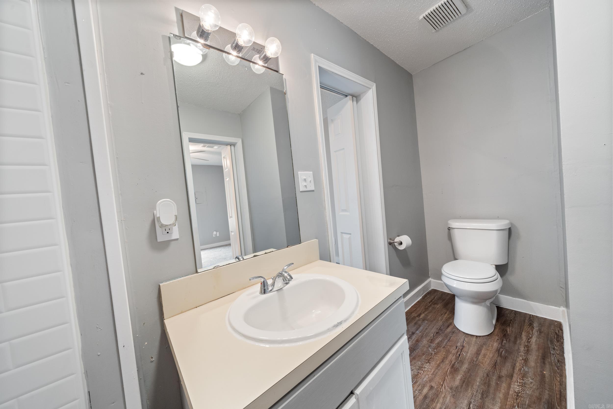 222 W 8th  Sheridan, AR